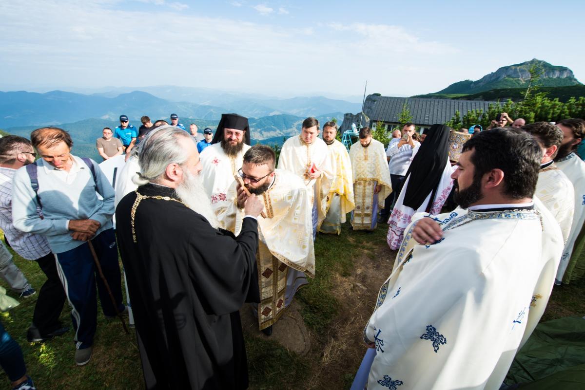 (Video) Schimbarea la Față a Domnului - Hramul Muntelui Ceahlău