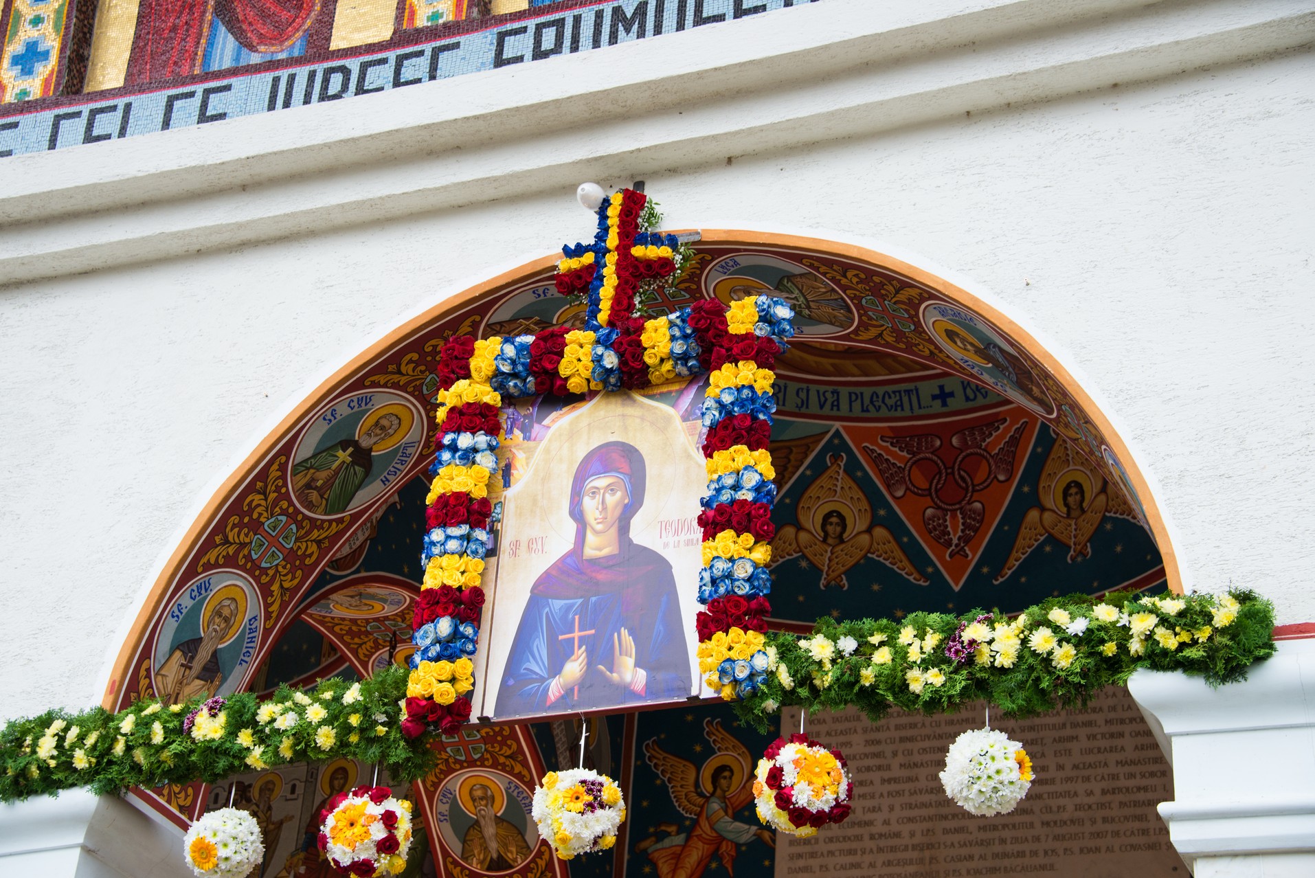 Tripticul sărbătorilor nemţene cinstit prin rugăciuni în Sihăstrie Tripticul sărbătorilor nemţene cinstit prin rugăciuni în Sihăstrie