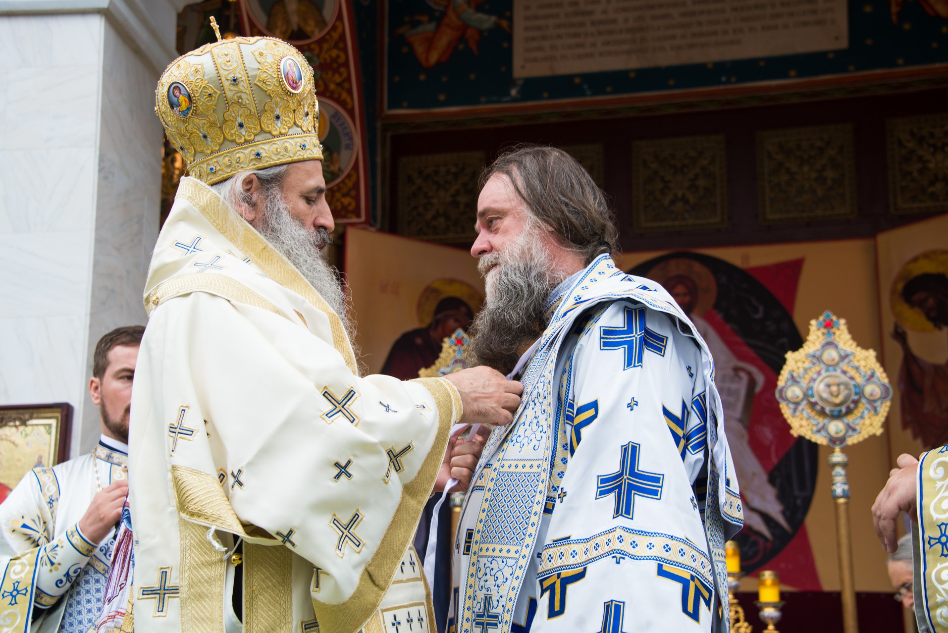 Tripticul sărbătorilor nemţene cinstit prin rugăciuni în Sihăstrie Tripticul sărbătorilor nemţene cinstit prin rugăciuni în Sihăstrie