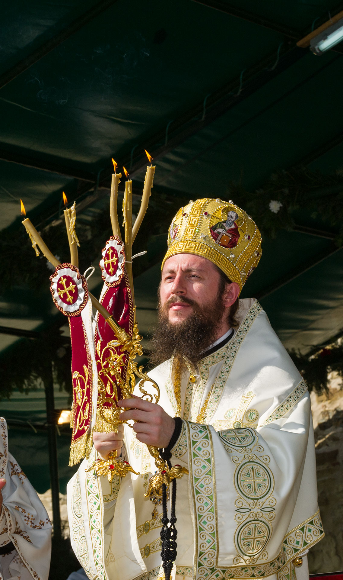 Liturghie arhierească la hramul Mănăstirii Suceviţa Liturghie arhierească la hramul Mănăstirii Suceviţa