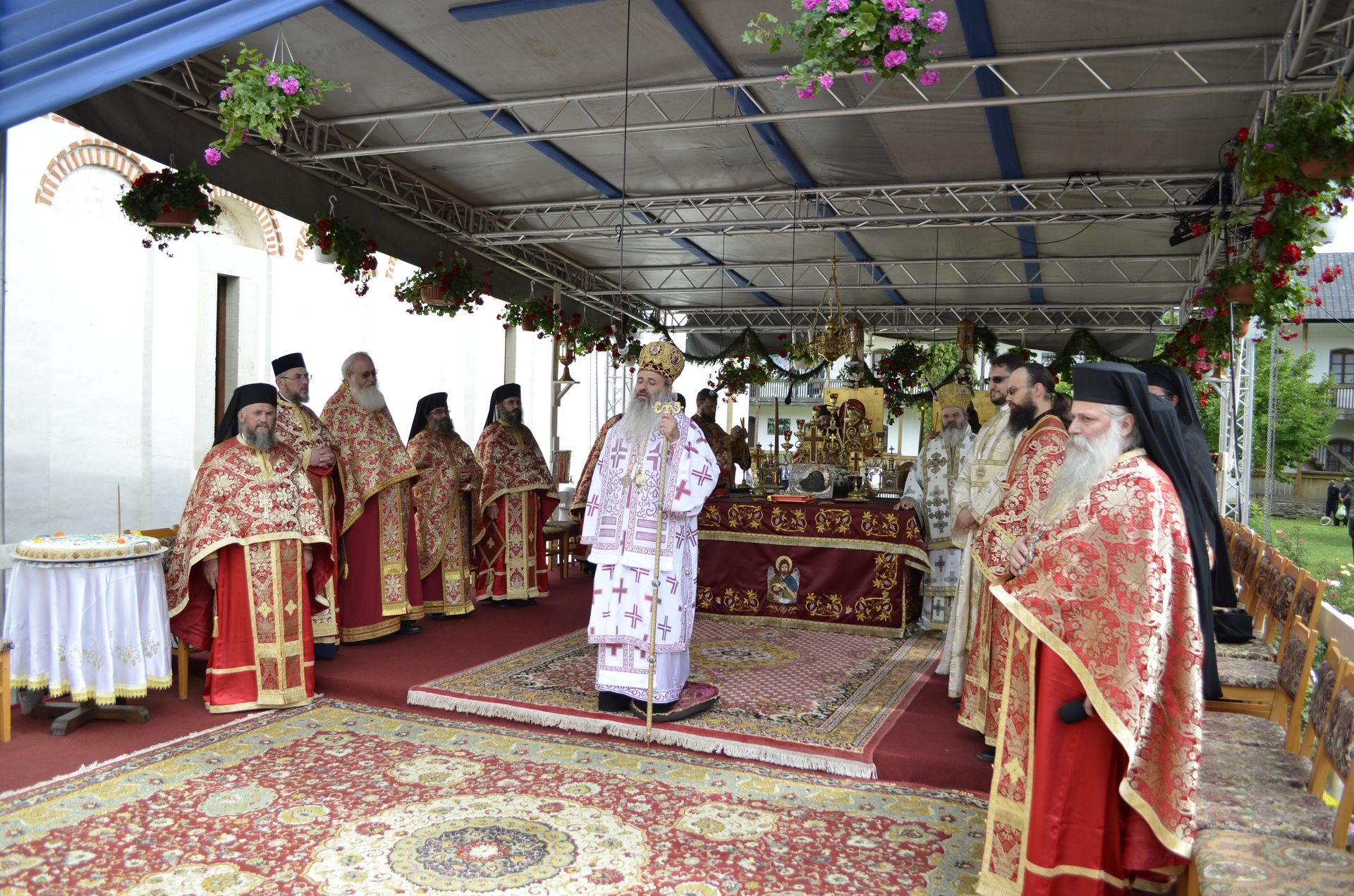 Hram la Mănăstirea Secu, una dintre cele mai vechi așezări monahale din Neamț