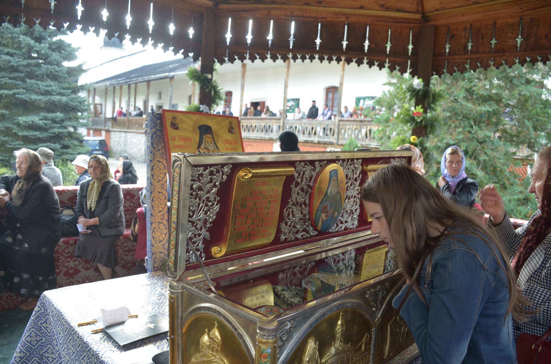 Hram la Mănăstirea Secu, una dintre cele mai vechi așezări monahale din Neamț