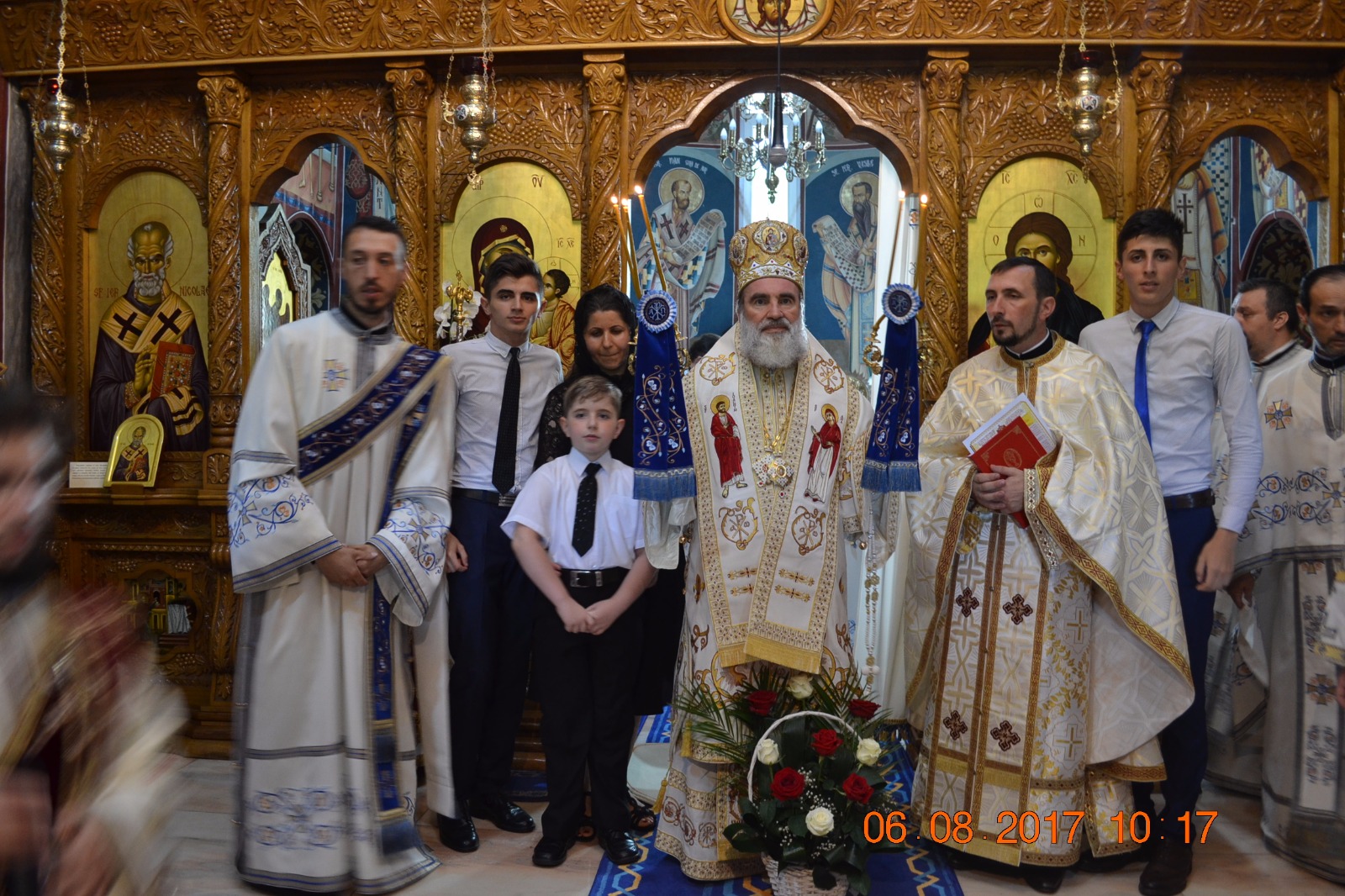 Liturghii arhiereşti la Mănăstirea Tisa Silvestri Liturghii arhiereşti la Mănăstirea Tisa Silvestri