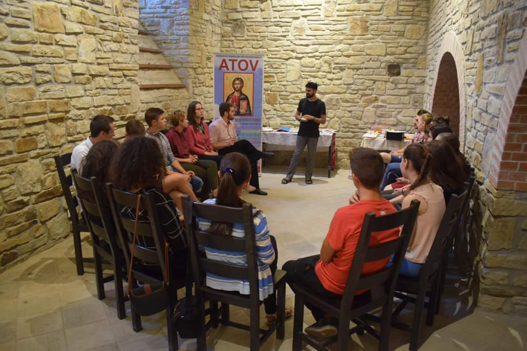 Tineri ortodocşi din Vaslui, implicaţi în festivităţile medievale