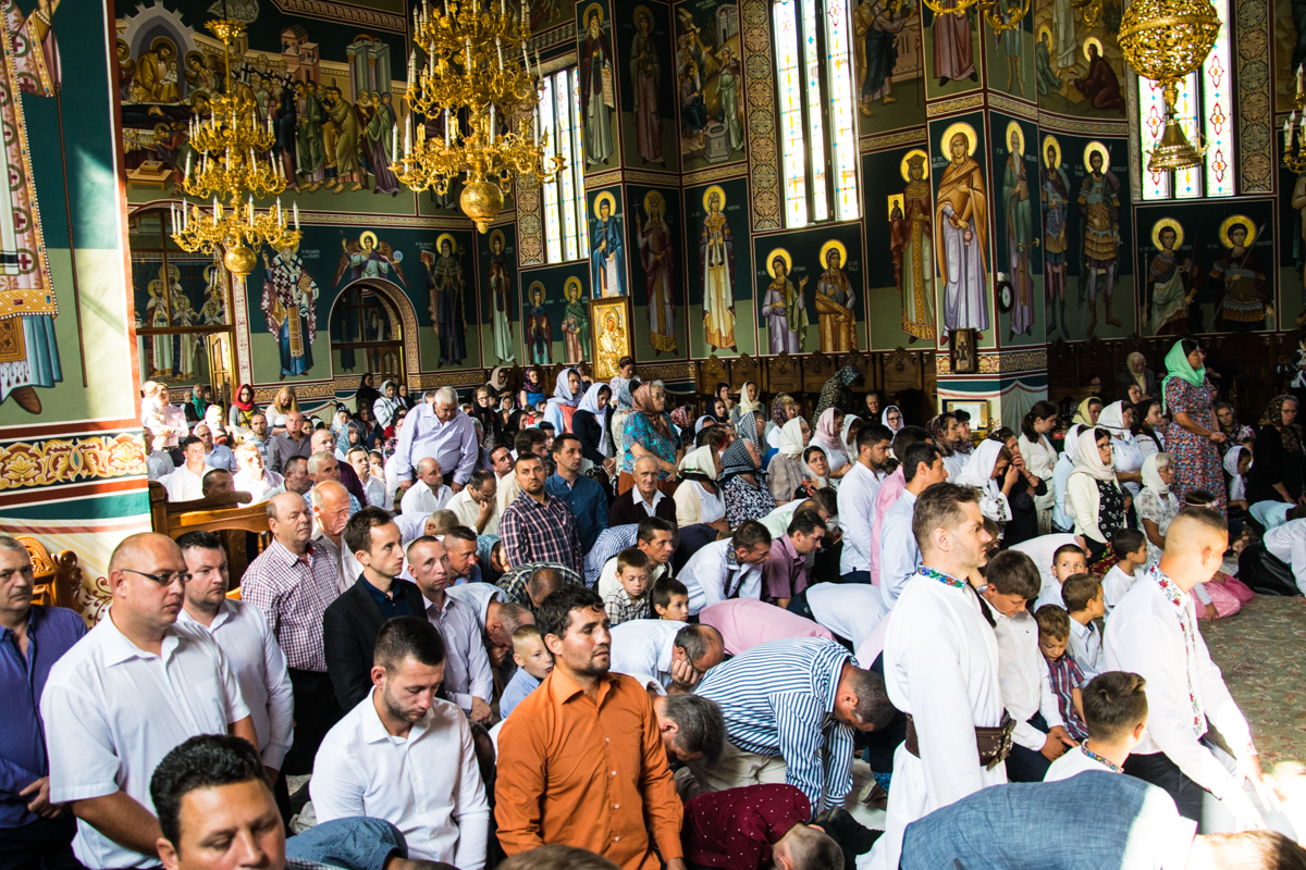 Prima Liturghie săvârşită „acasă“, la mănăstirea de metanie, ca vlădică