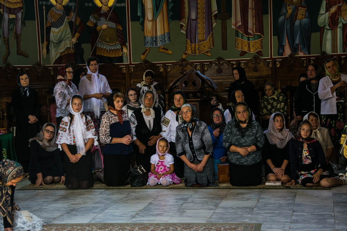 Prima Liturghie săvârşită „acasă“, la mănăstirea de metanie, ca vlădică