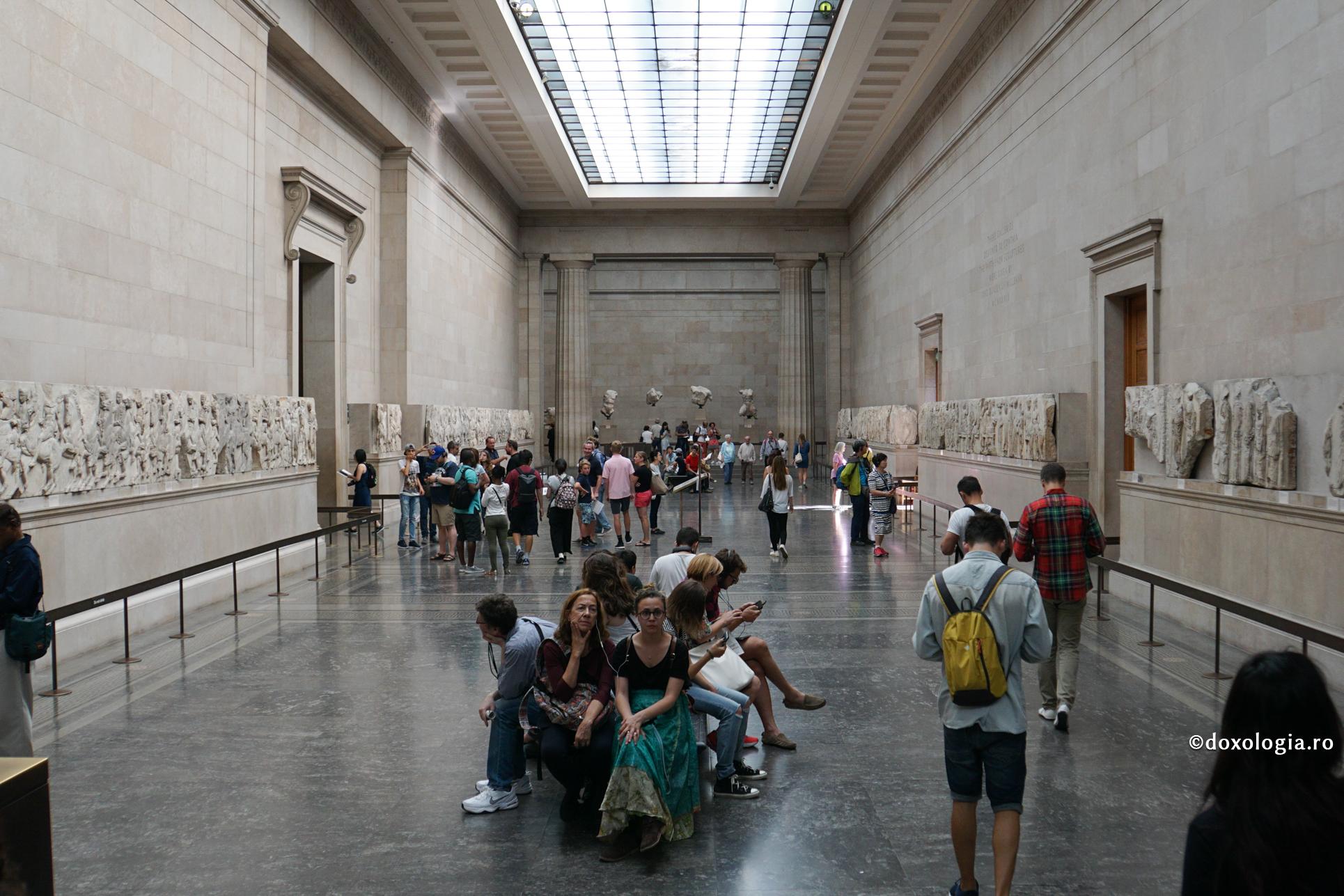 (VIDEO) Pr. Constantin Necula: „Cred că avem obligația fundamentală de a nu întoarce spatele societății din care facem parte”