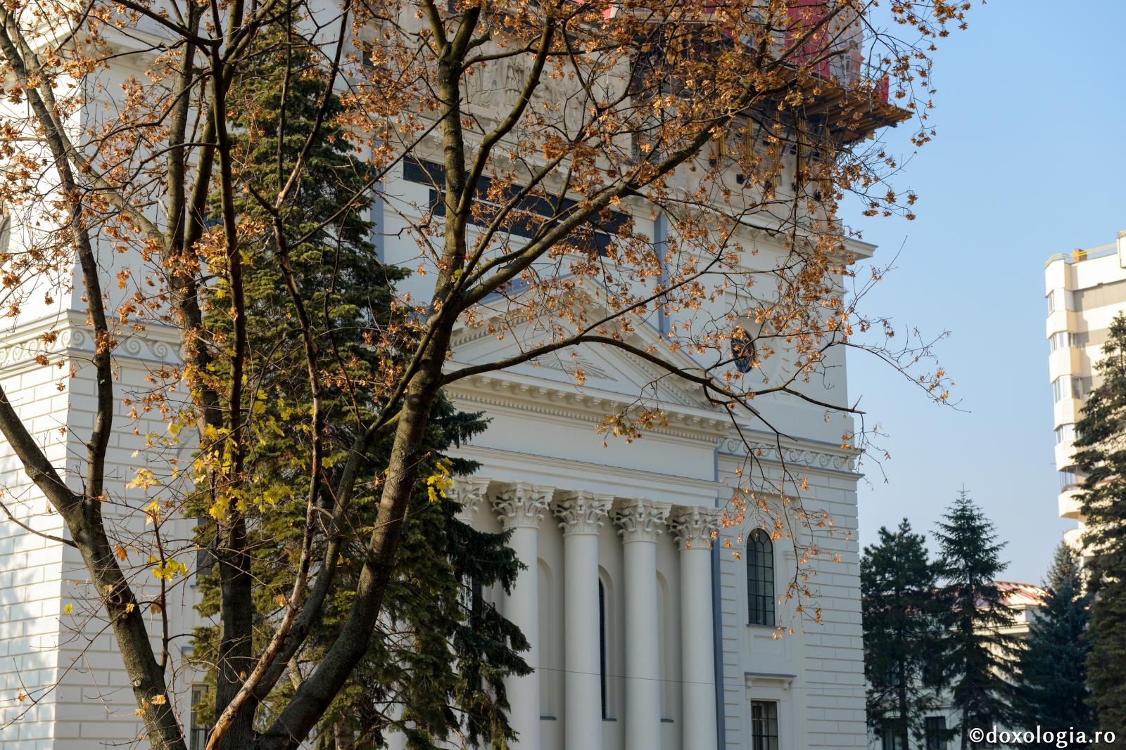 Centrul de Pelerinaj “Sf. Parascheva” al Arhiepiscopiei Iașilor scoate la concurs un post de agent de turism