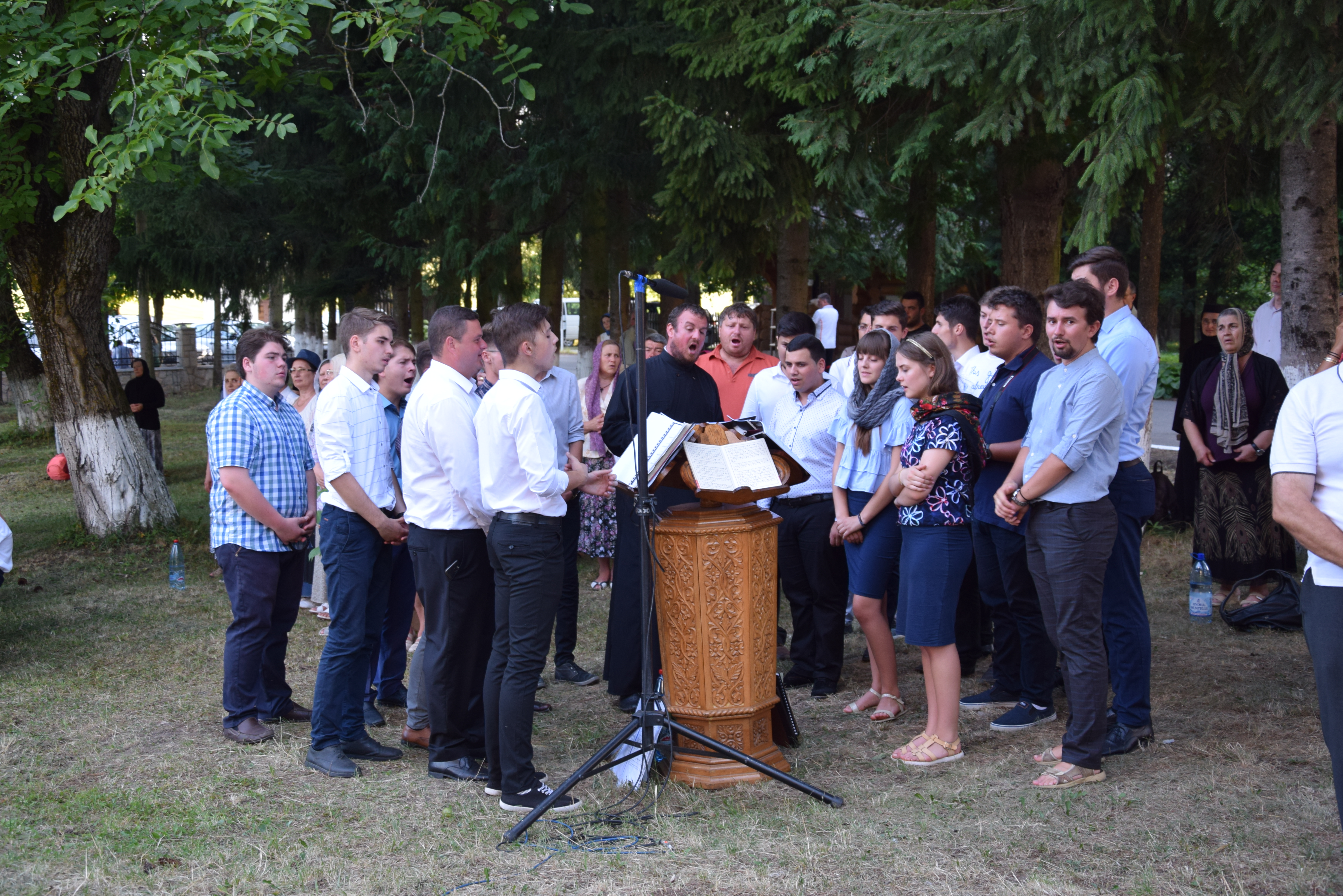 Sărbătorile Sfinţilor Nemţeni: Priveghere arhierească în cinstea Sfântului Ioan Iacob de la Neamţ