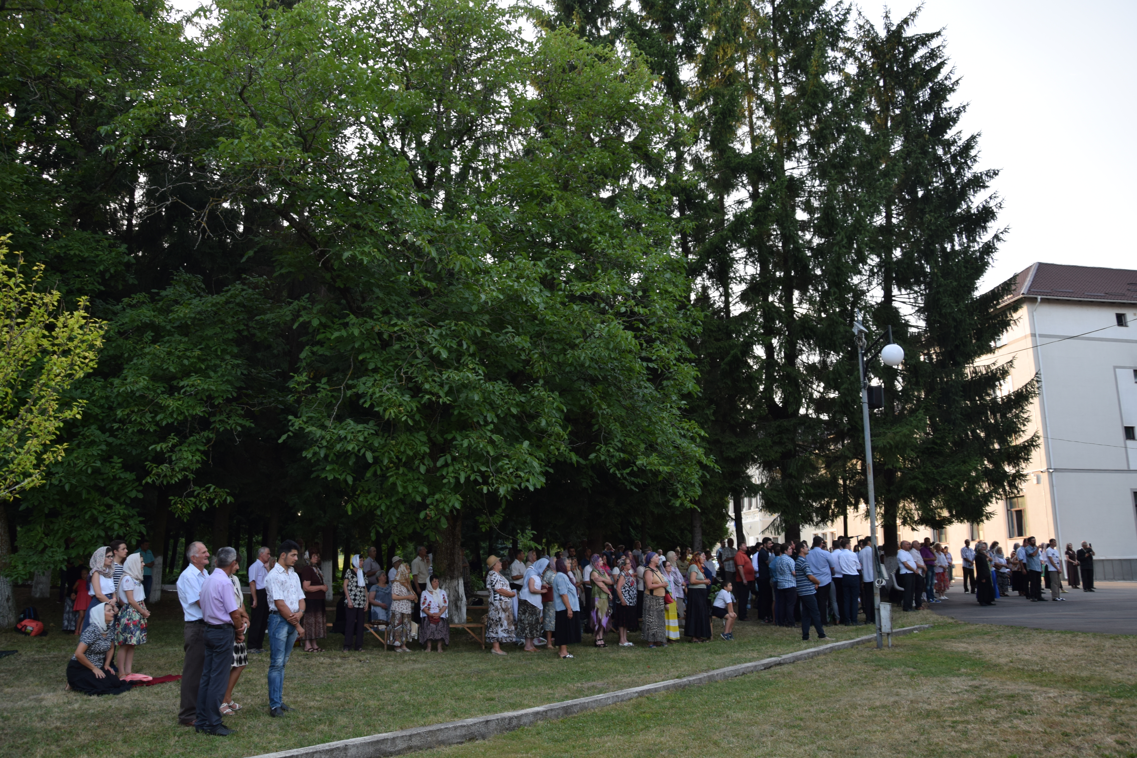 Sărbătorile Sfinţilor Nemţeni: Priveghere arhierească în cinstea Sfântului Ioan Iacob de la Neamţ