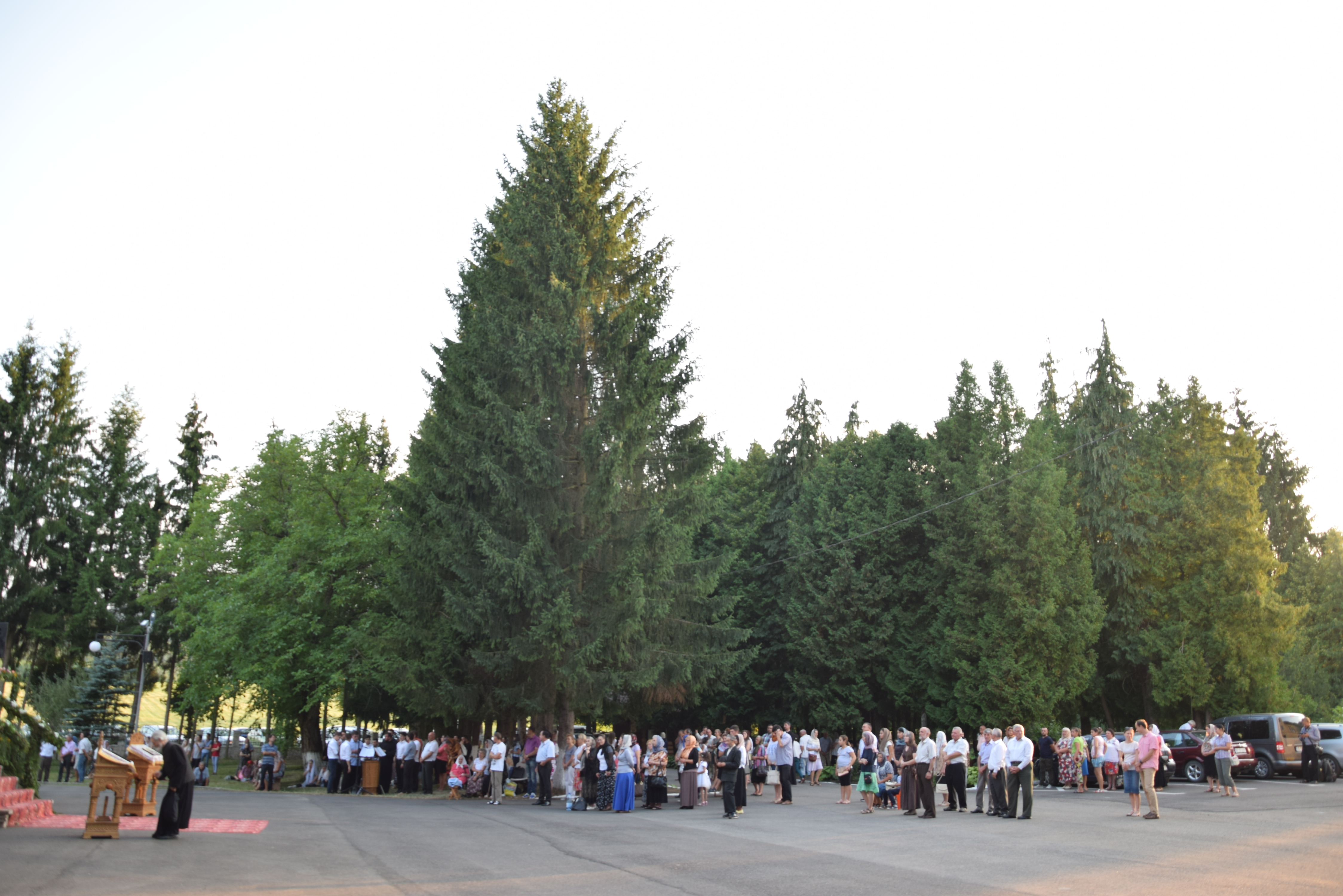 Sărbătorile Sfinţilor Nemţeni: Priveghere arhierească în cinstea Sfântului Ioan Iacob de la Neamţ