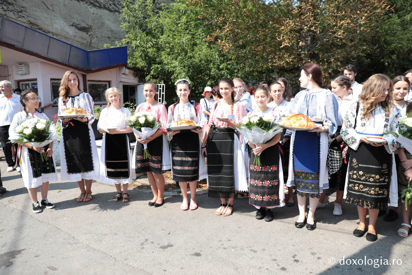 Procesiunea „La Nicula colo-n deal” a avut loc astăzi în județul Cluj