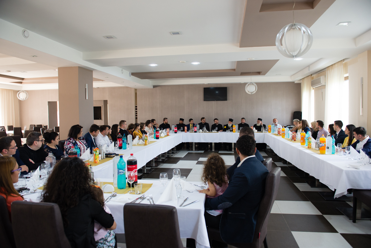 Promoţia 2002-2007 a Seminarului Teologic Liceal Ortodox Suceava a sărbătorit 10 ani de la absolvire