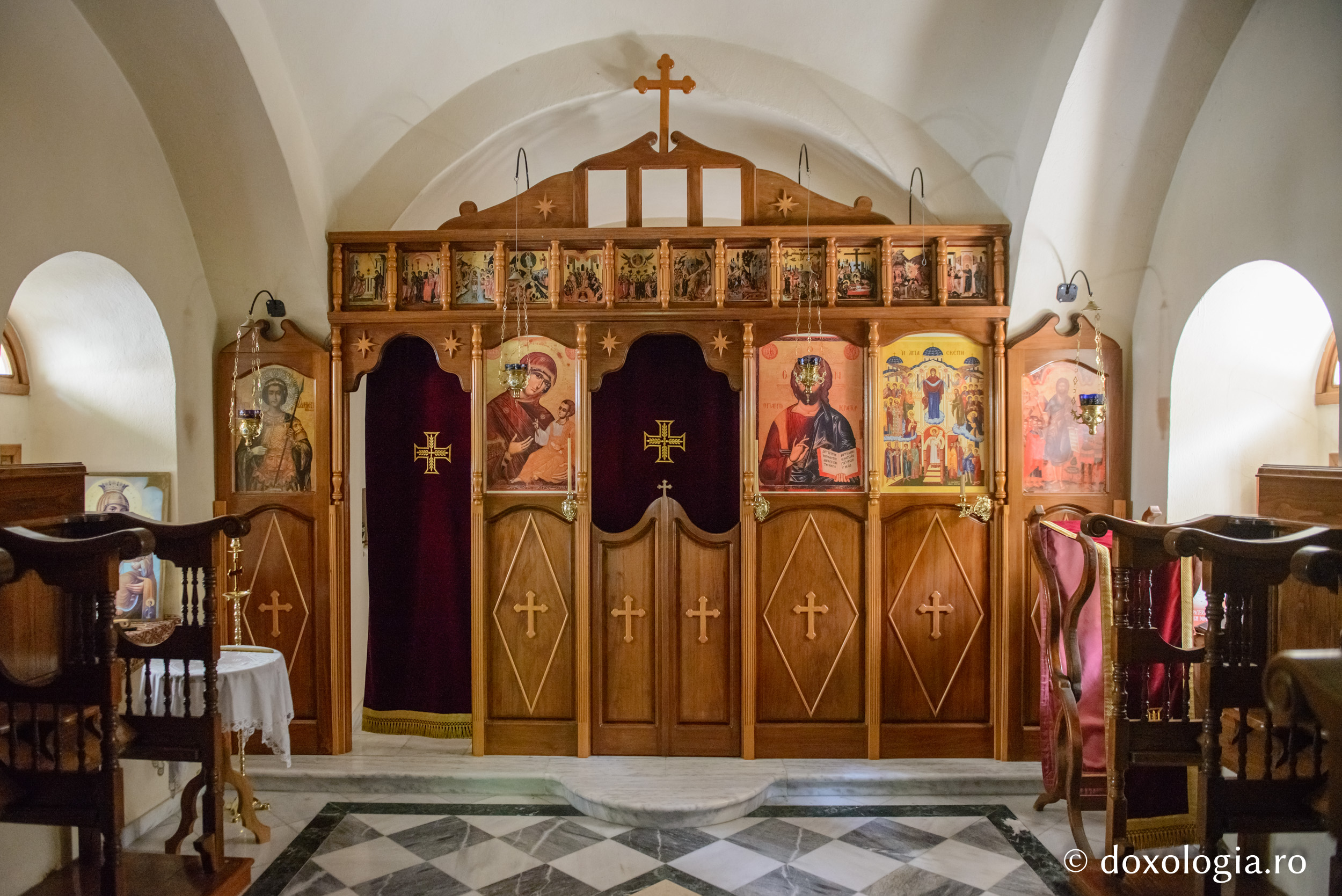 Paraclisul „Sfântul Acoperământ” – Schitul Lacu, Athos / Foto: Pr. Silviu Cluci Paraclisul „Sfântul Acoperământ” – Schitul Lacu, Athos