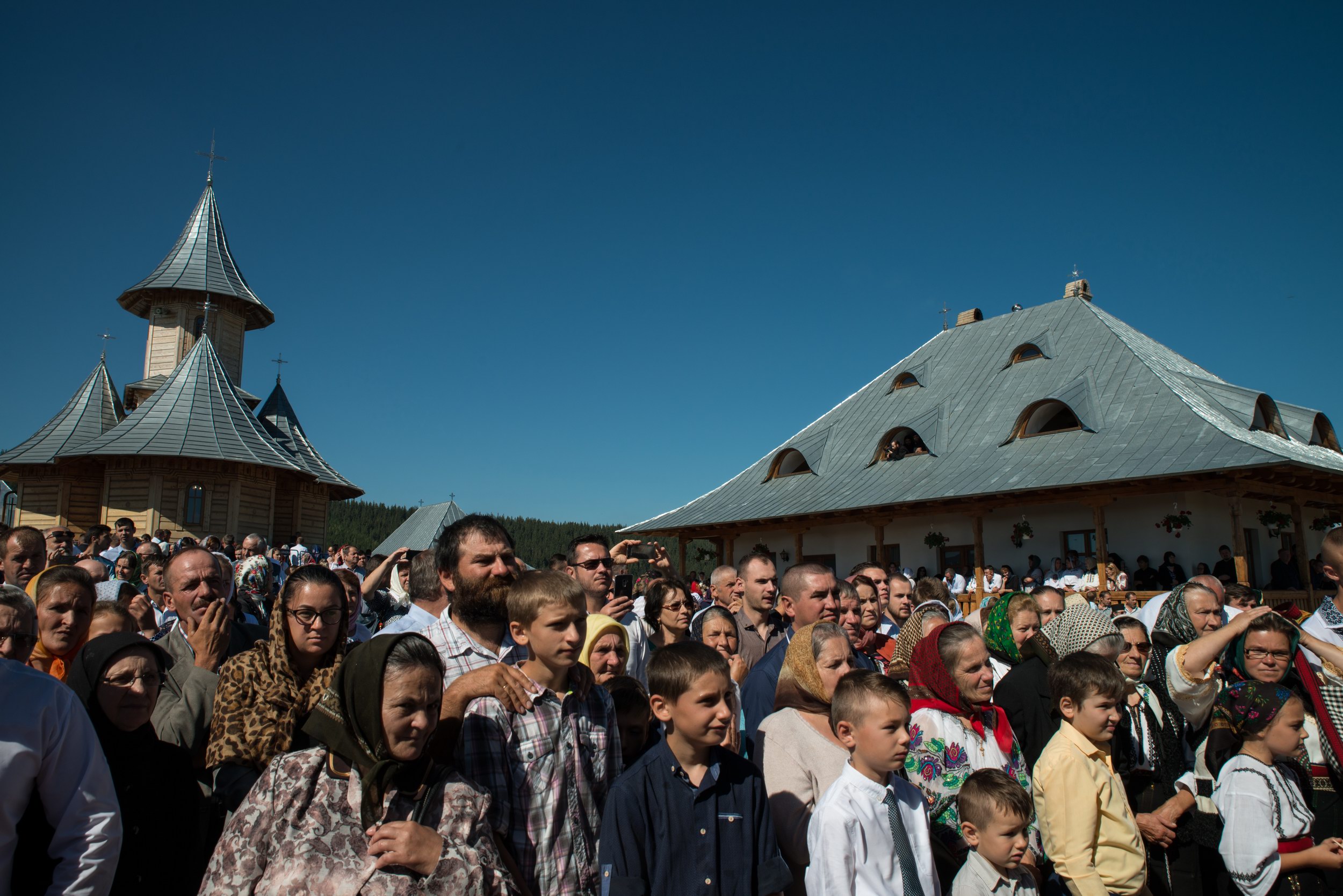 Sfinţirea Schitului „Sfântul Proroc Ilie” - Salaş, oficiată de doi ierarhi