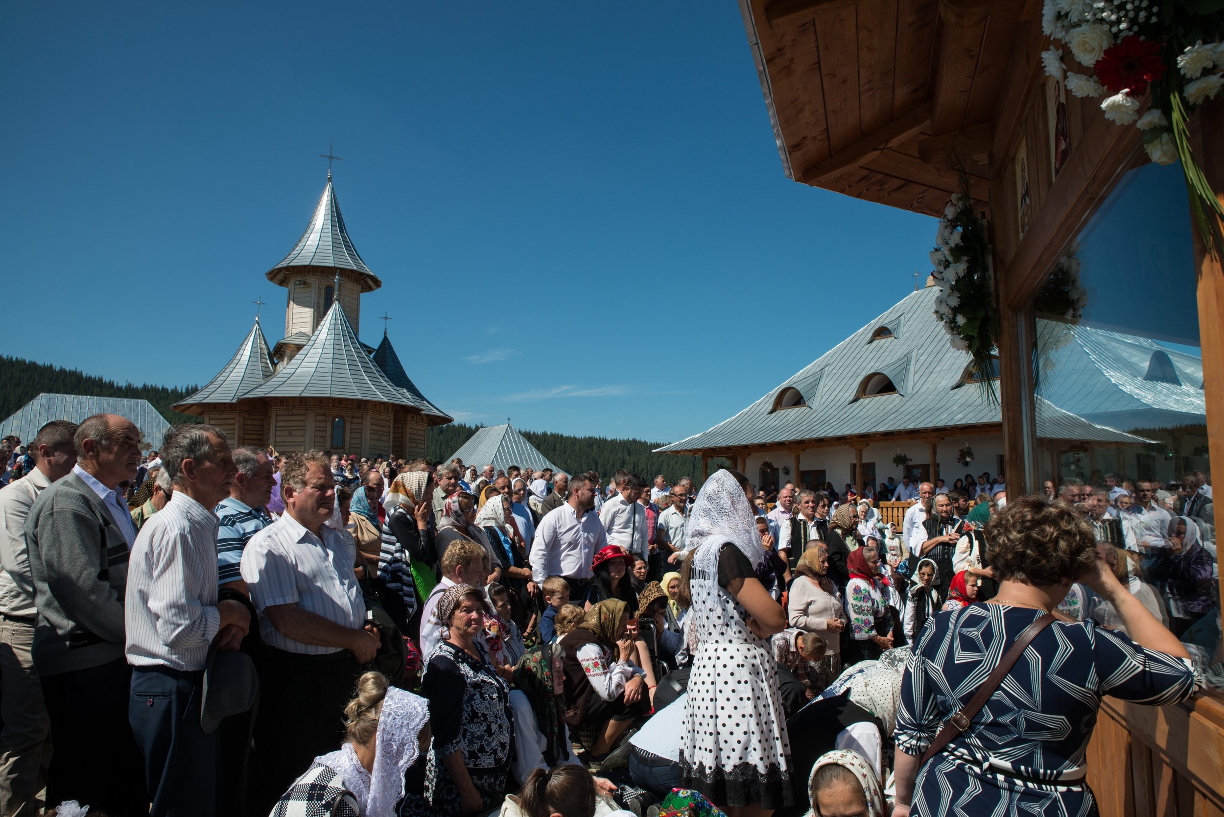Sfinţirea Schitului „Sfântul Proroc Ilie” - Salaş, oficiată de doi ierarhi