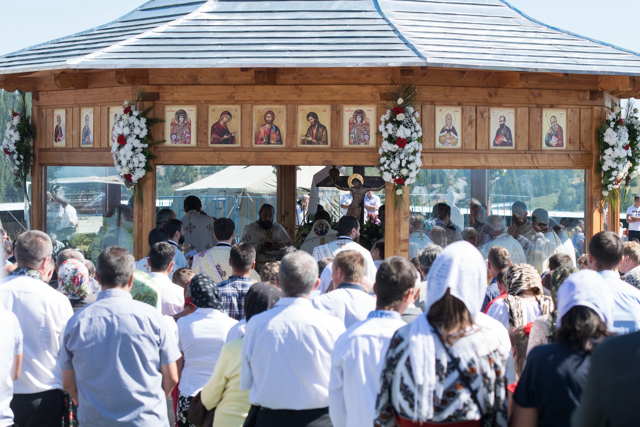 Sfinţirea Schitului „Sfântul Proroc Ilie” - Salaş, oficiată de doi ierarhi