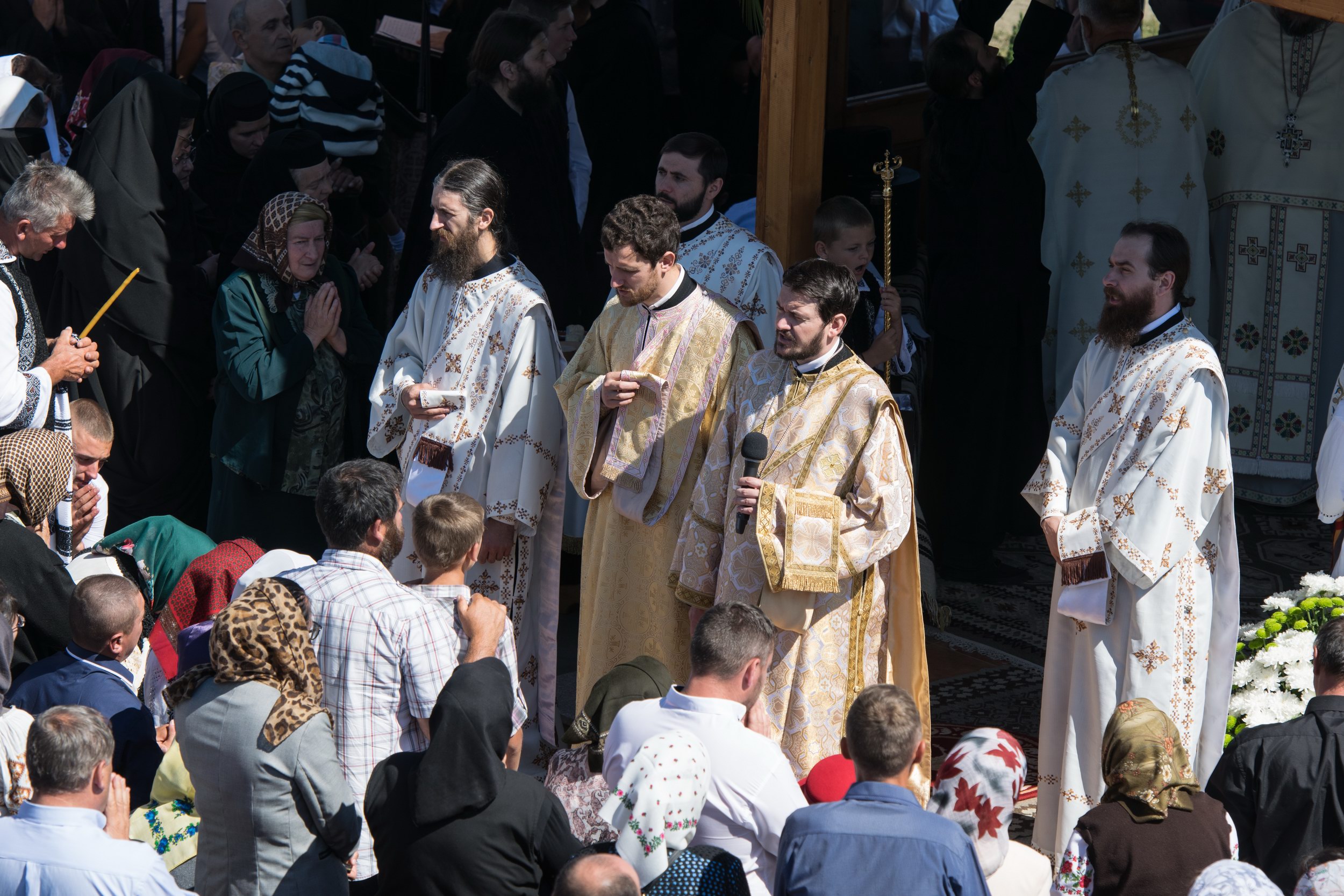 Sfinţirea Schitului „Sfântul Proroc Ilie” - Salaş, oficiată de doi ierarhi