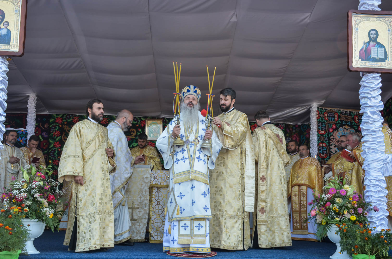 IPS Teofan a resfințit Biserica „Sfântul Mare Mucenic Gheorghe” din Copălău