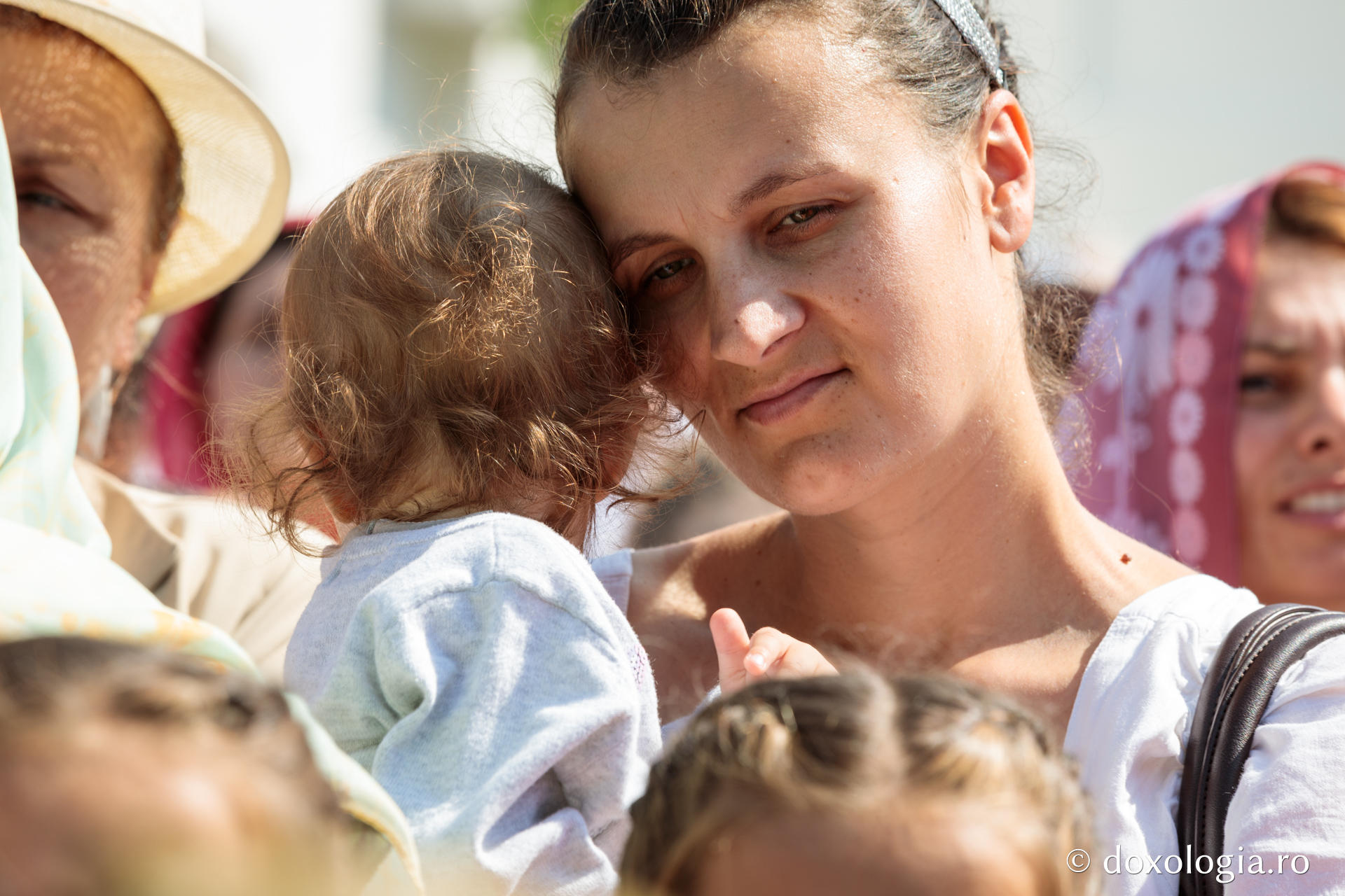Biserica „Sfânta Treime” din Luncași, jud. Neamț, a fost sfințită