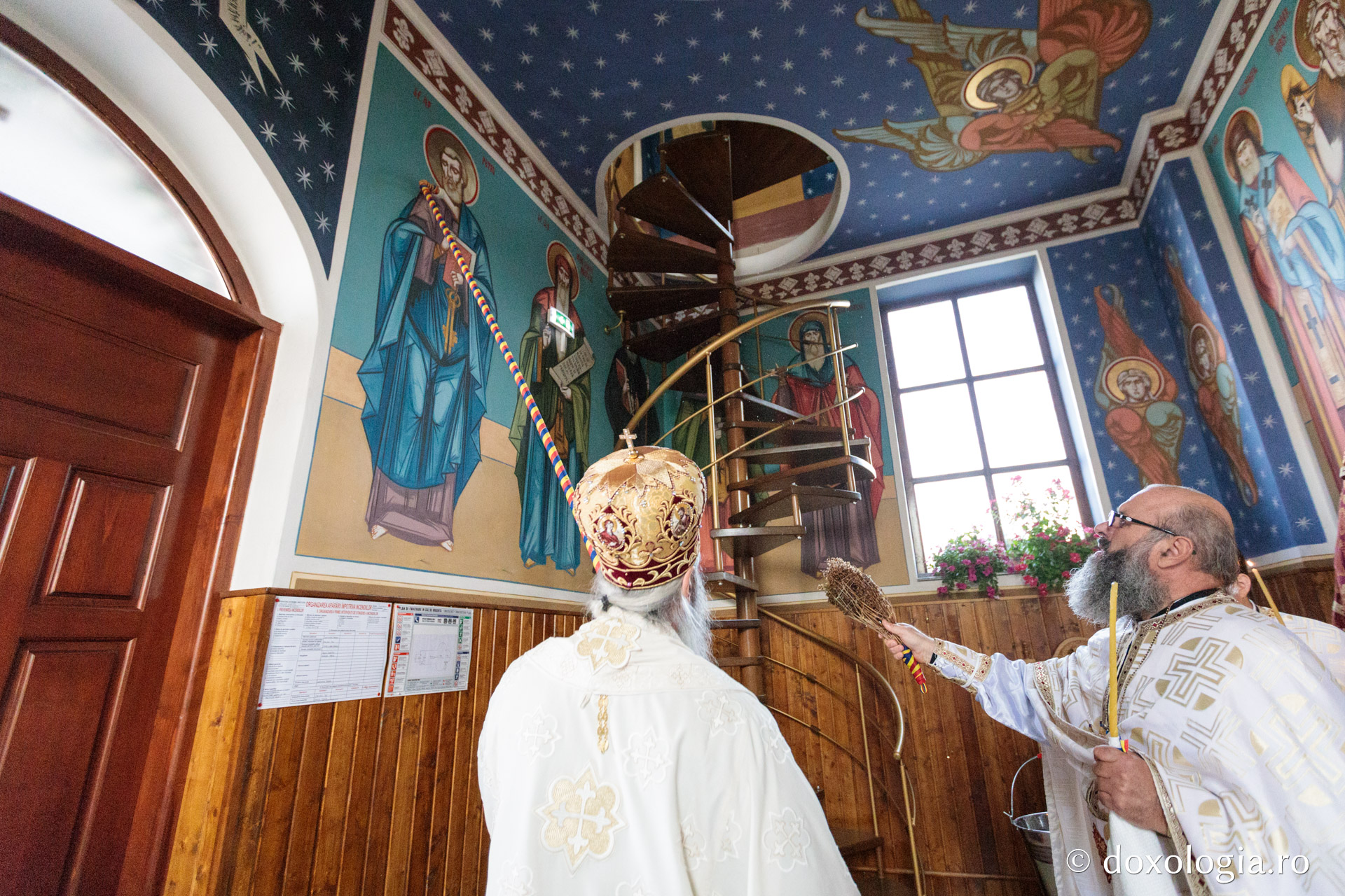 Biserica „Sfânta Treime” din Luncași, jud. Neamț, a fost sfințită