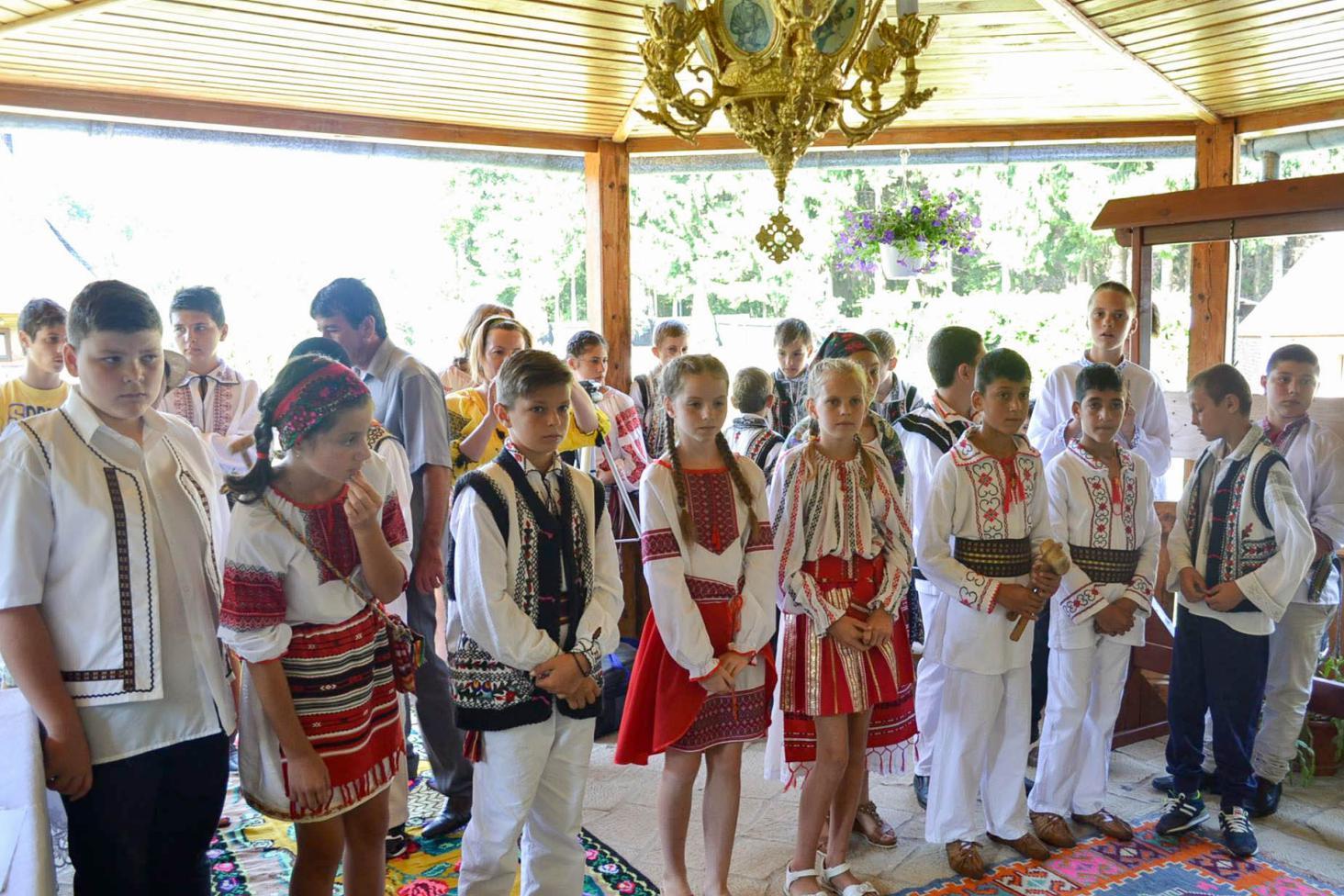 „Toacă şi ie moldovenească“ în Protoieria Oneşti