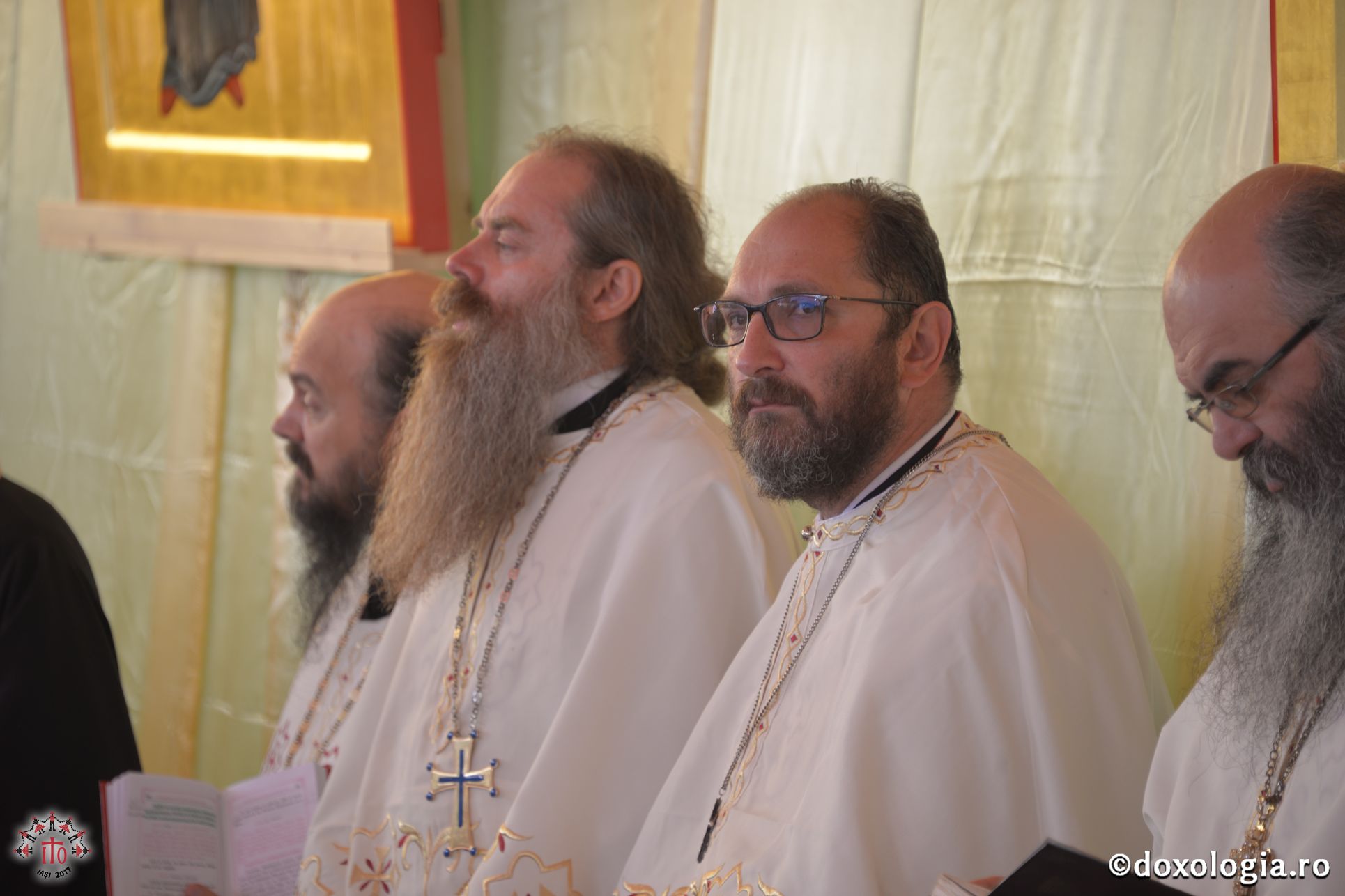 15 ierarhi și peste 6.000 de tineri, la slujba Sfintei Liturghii solemne din cadrul ITO 2017