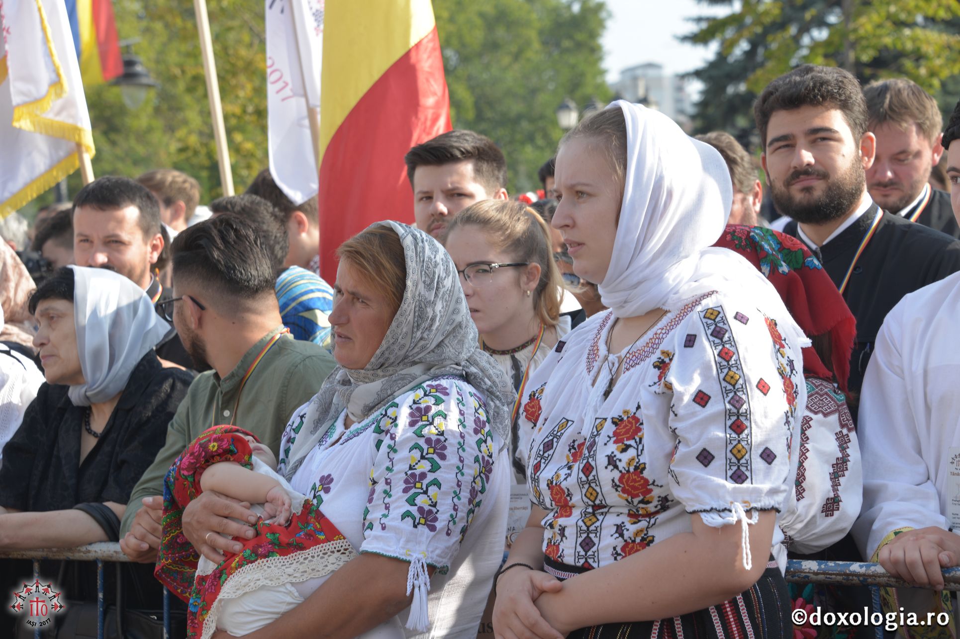 15 ierarhi și peste 6.000 de tineri, la slujba Sfintei Liturghii solemne din cadrul ITO 2017