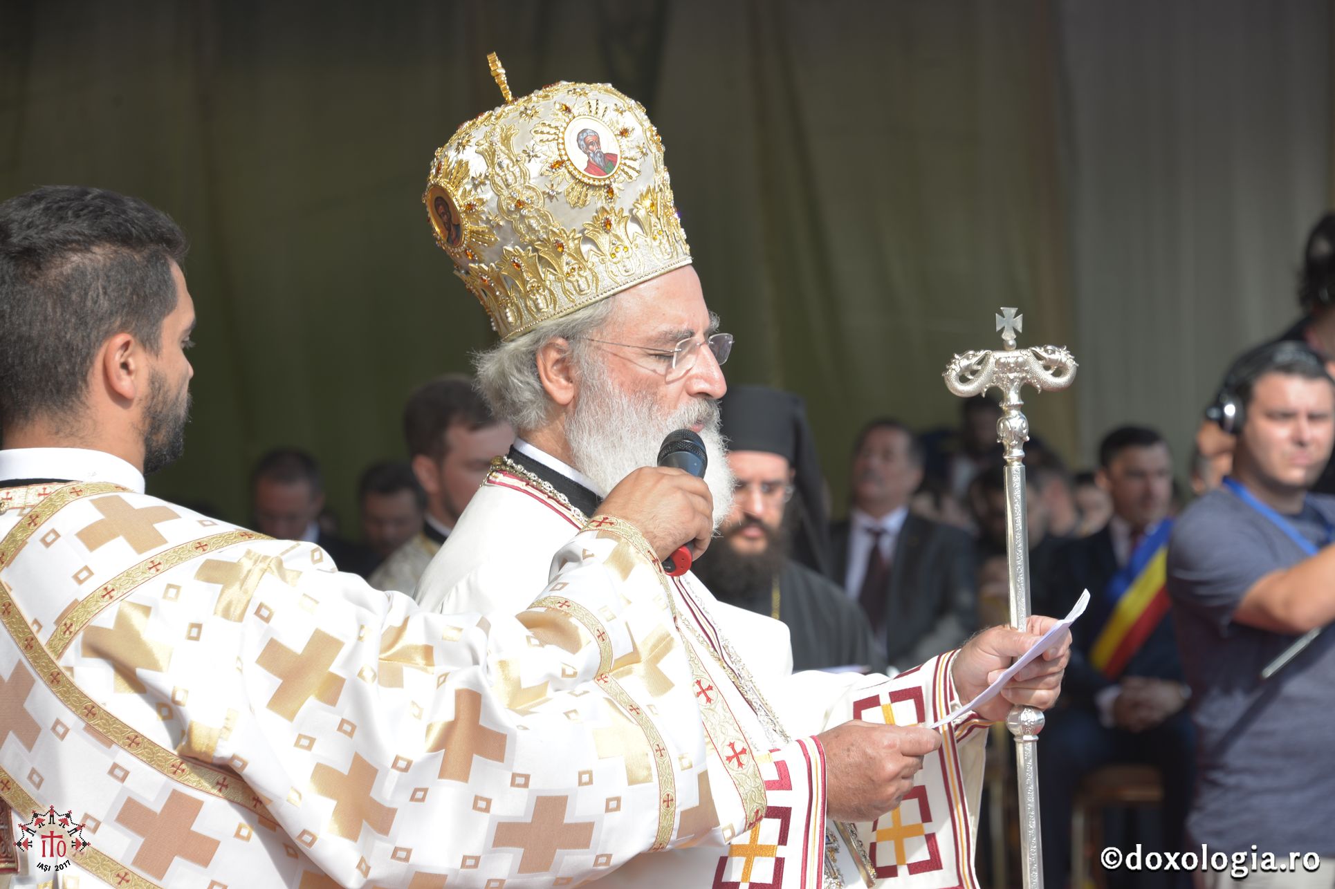 15 ierarhi și peste 6.000 de tineri, la slujba Sfintei Liturghii solemne din cadrul ITO 2017