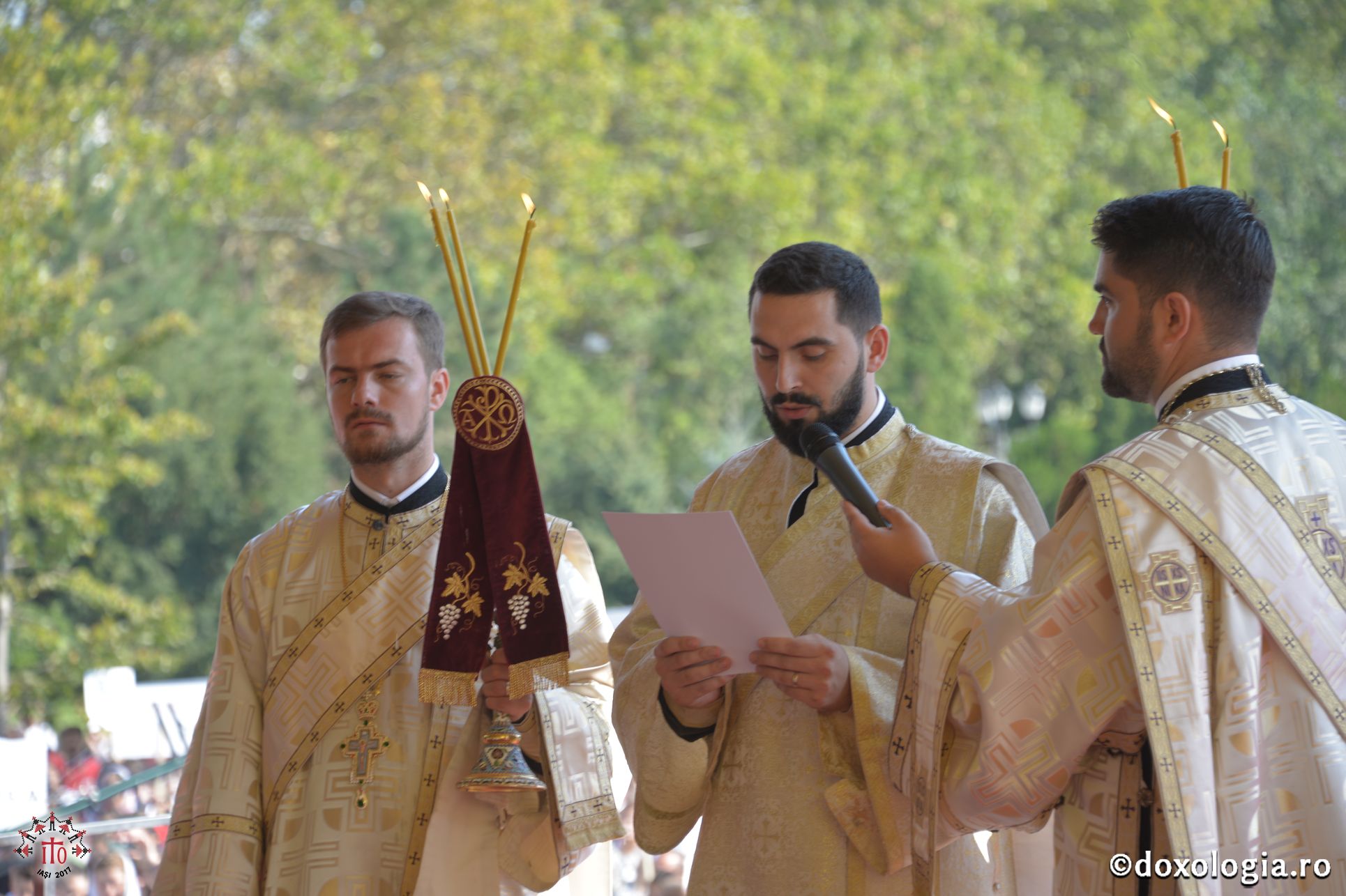 15 ierarhi și peste 6.000 de tineri, la slujba Sfintei Liturghii solemne din cadrul ITO 2017