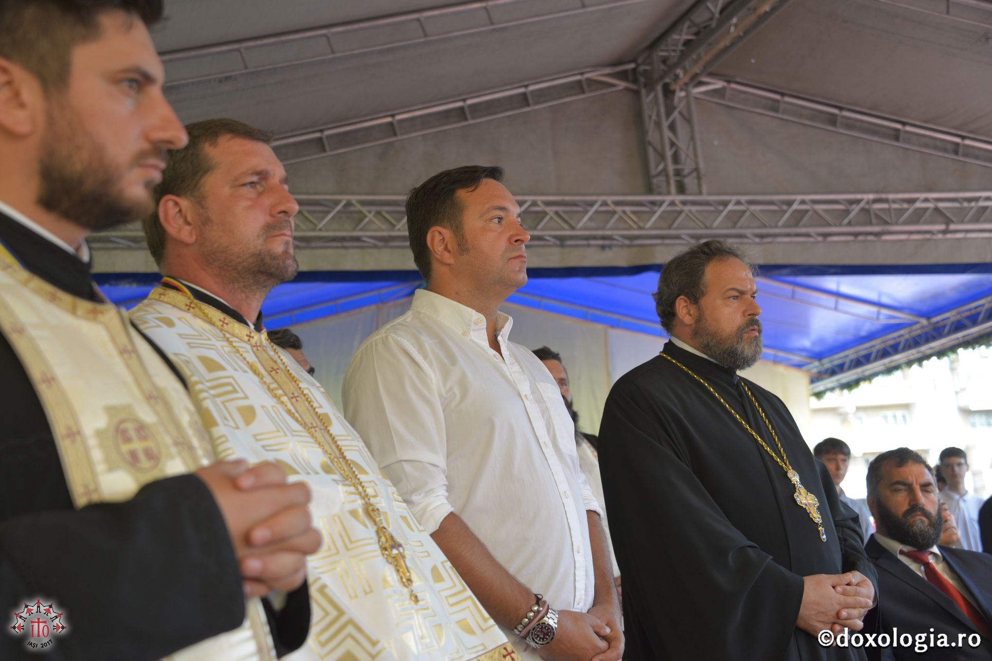 15 ierarhi și peste 6.000 de tineri, la slujba Sfintei Liturghii solemne din cadrul ITO 2017