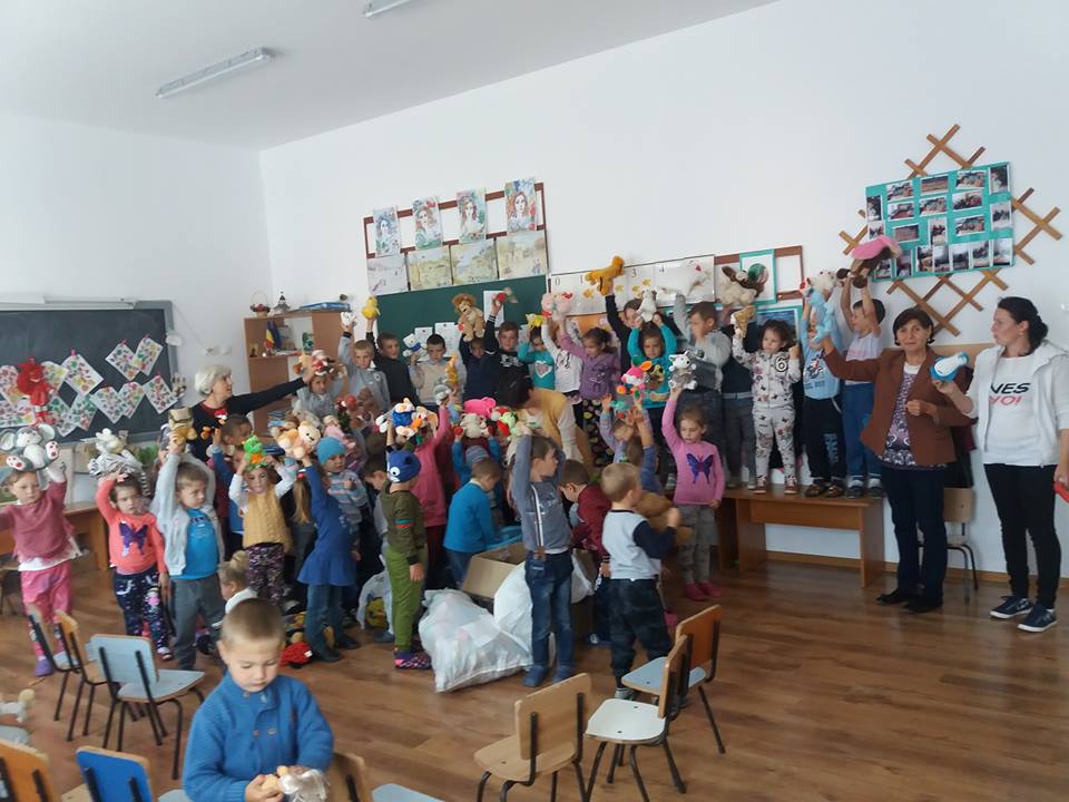 Bucurie pentru copiii din Spineni - Andrieşeni