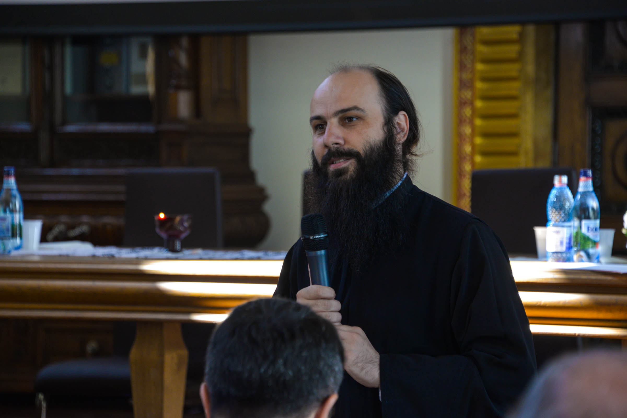 Profesorii de Religie, îndemnați la Iași „să refuze cu orice chip comoditatea plafonării”