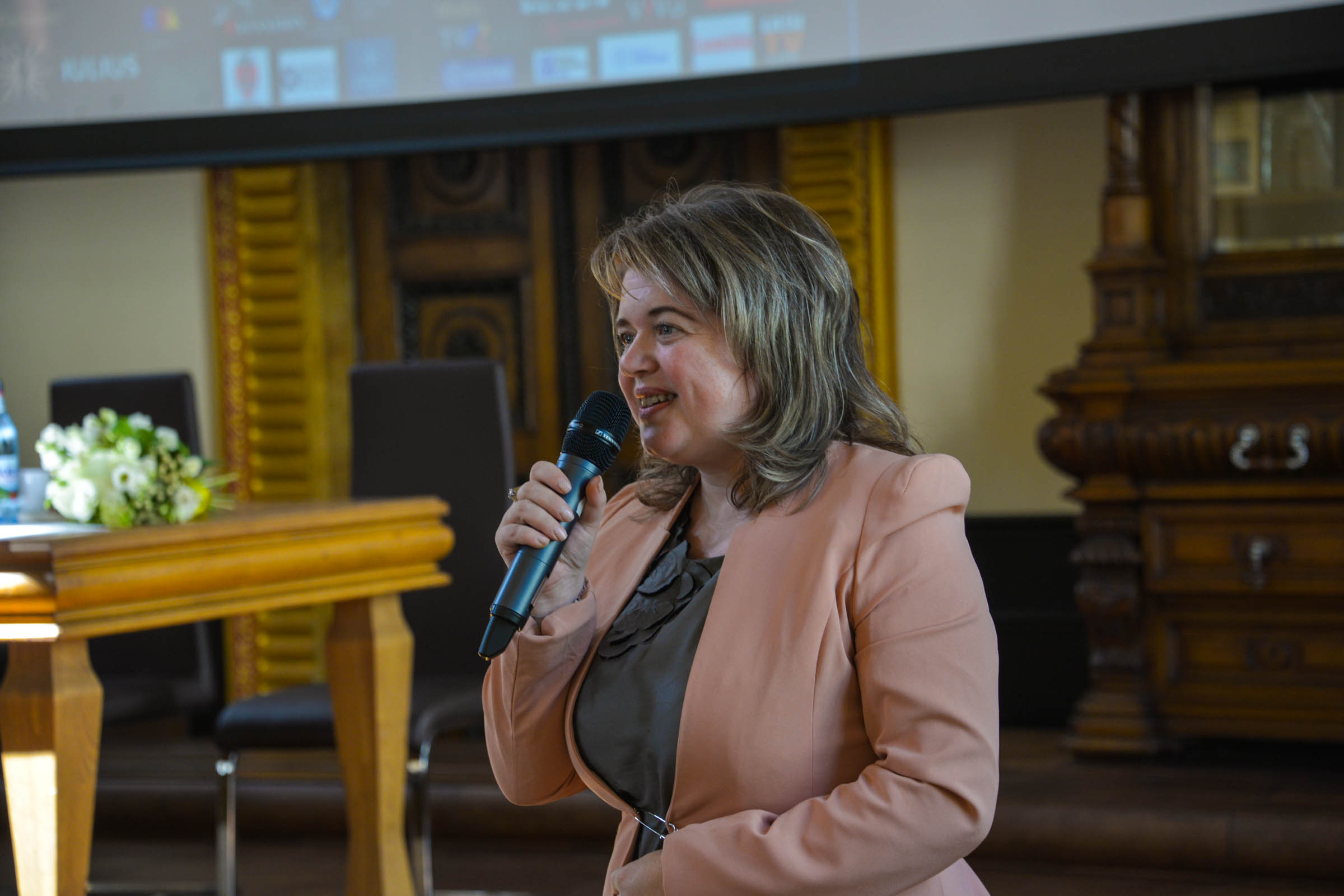 Profesorii de Religie, îndemnați la Iași „să refuze cu orice chip comoditatea plafonării”