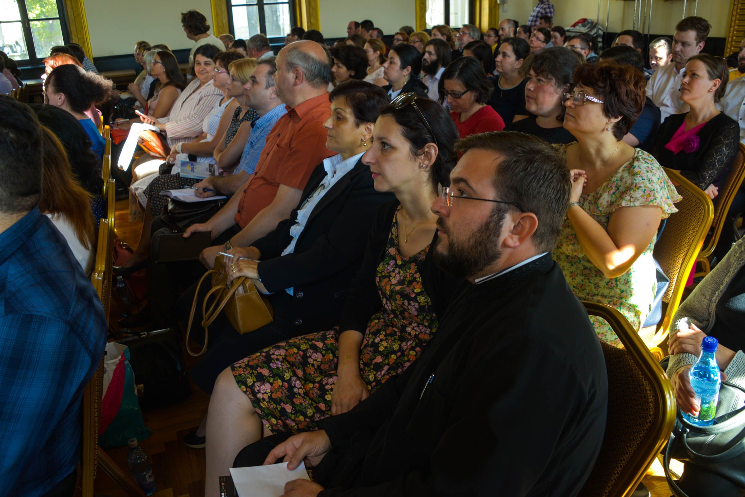 Profesorii de Religie, îndemnați la Iași „să refuze cu orice chip comoditatea plafonării”