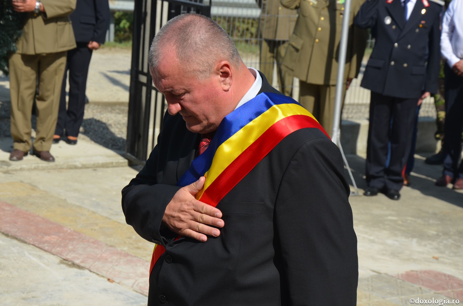 IPS Pimen a sfinţit un monument dedicat eroului Ioan Grosaru