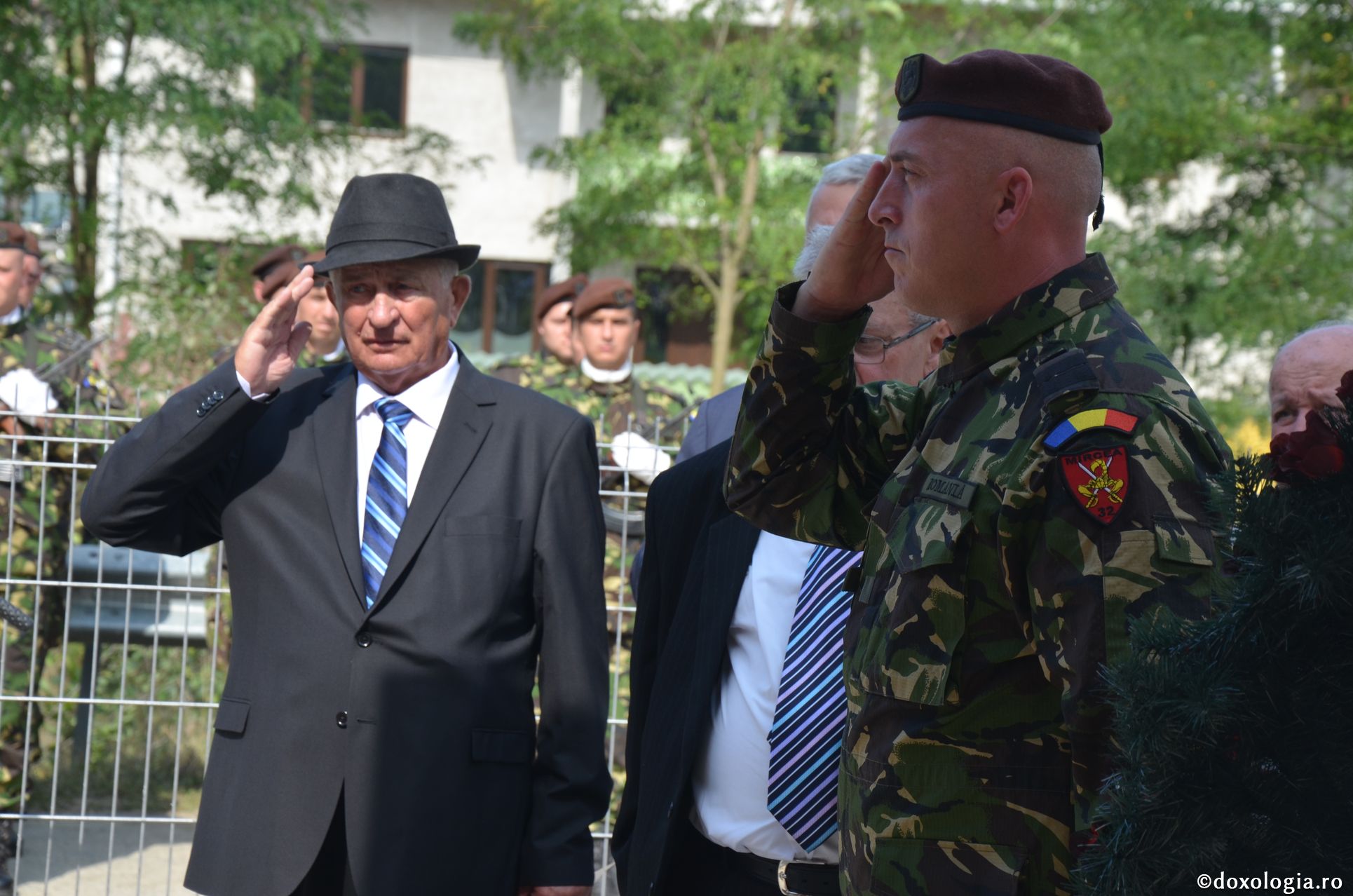 IPS Pimen a sfinţit un monument dedicat eroului Ioan Grosaru