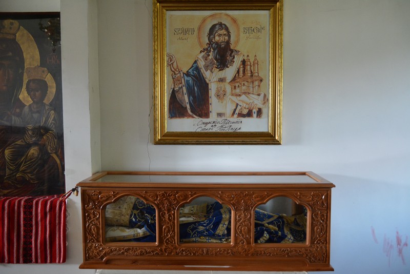 Schitul Pocrov îmbracă straie de sărbătoare