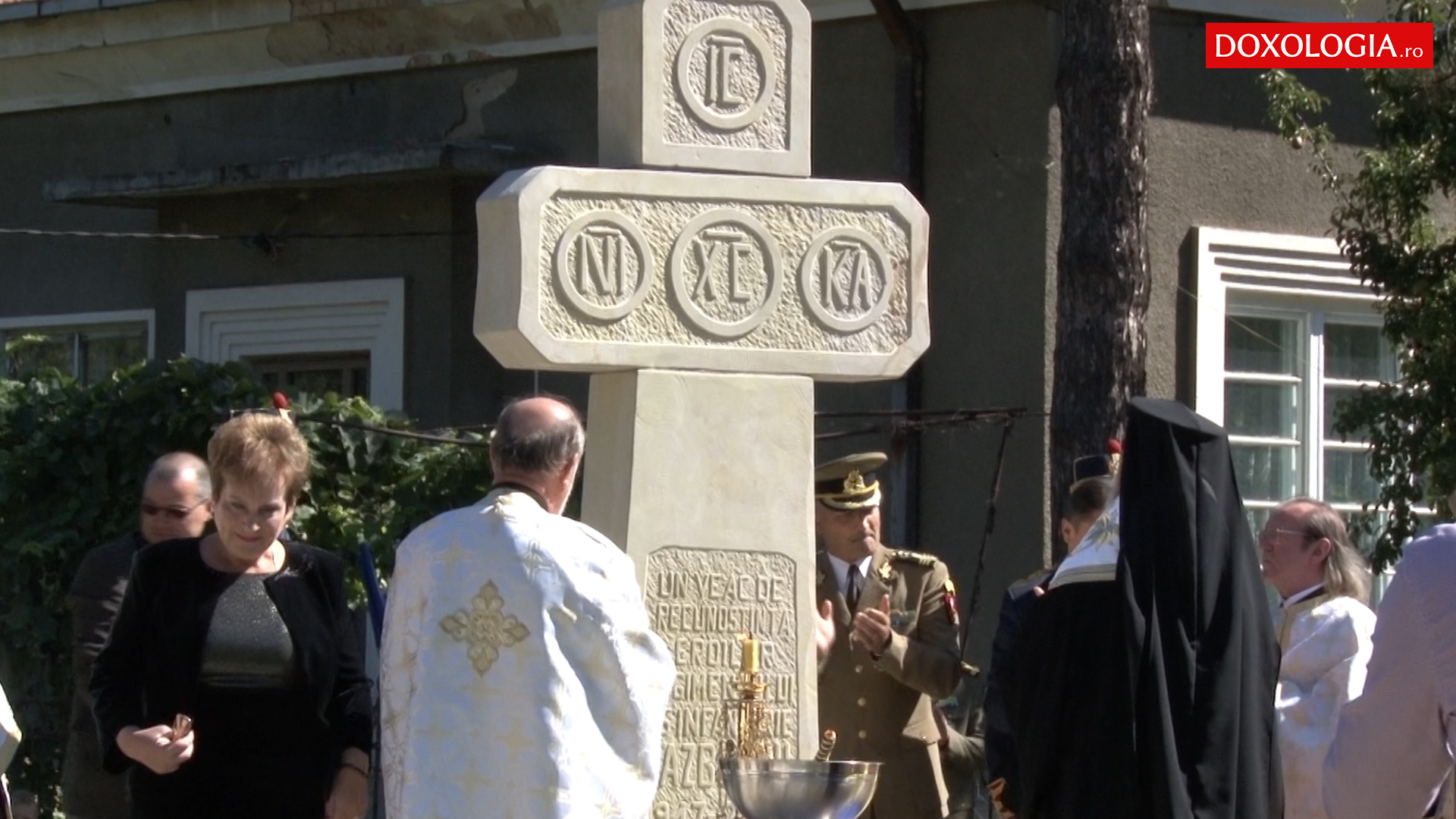 (Video) Cruce înălțată în cinstea eroilor români