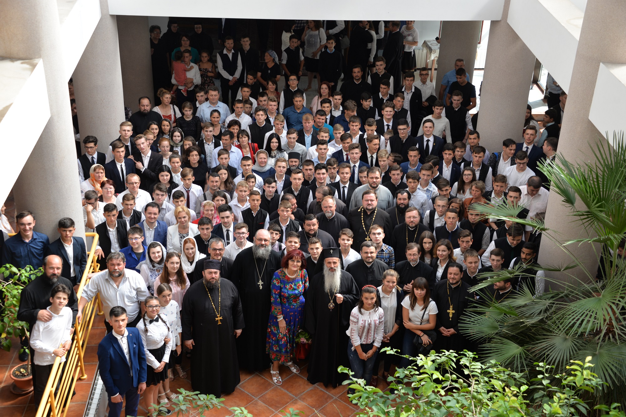 Binecuvântări arhierești și rugăciuni la început de an școlar