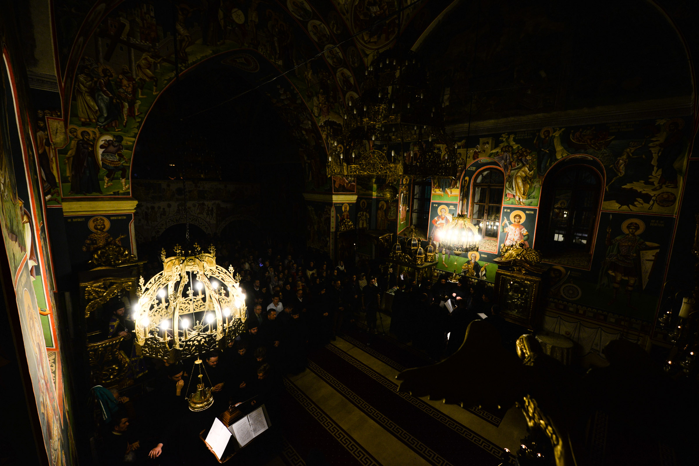 Priveghere arhierească de noapte, în cadrul Festivalului de Muzică Bizantină de la Iași Priveghere arhierească de noapte, în cadrul Festivalului de Muzică Bizantină de la Iași