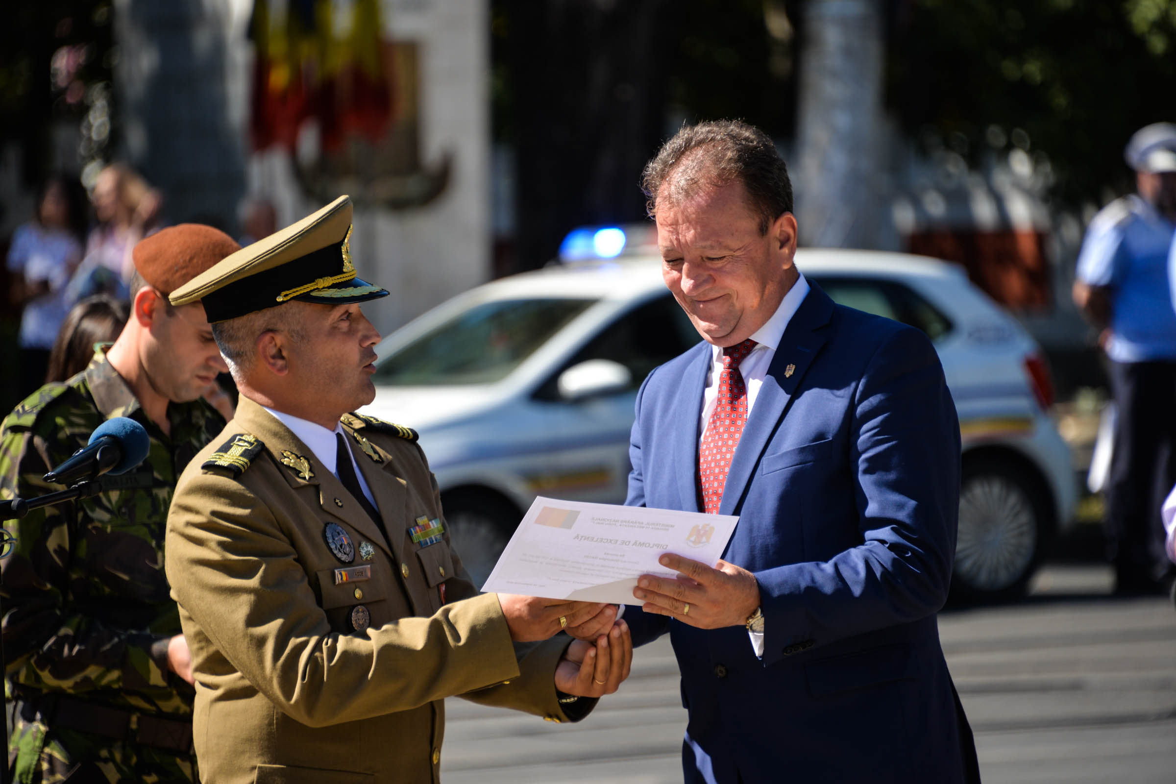 Monument al eroilor sfințit la Iași: „Eu pe voi, cei de astăzi, vă îmbrățișez cu mâinile Crucii”