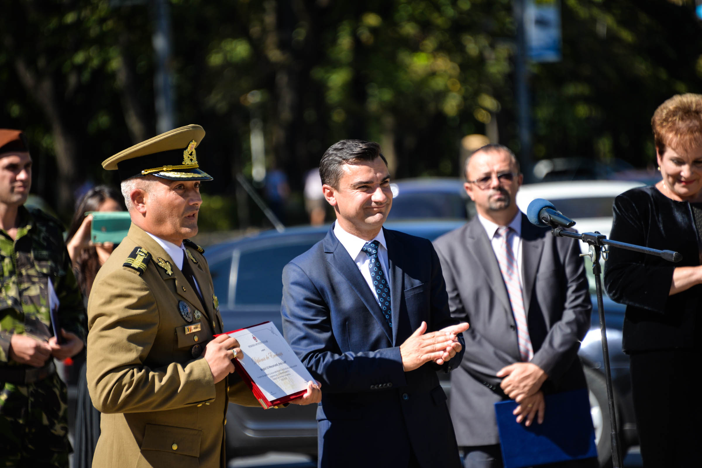 Monument al eroilor sfințit la Iași: „Eu pe voi, cei de astăzi, vă îmbrățișez cu mâinile Crucii”