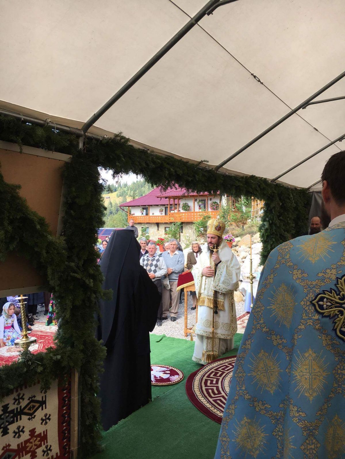 PS Părinte Damaschin Dorneanul: „Cine ascultă cuvântul lui Dumnezeu și crede în el este veșnic”