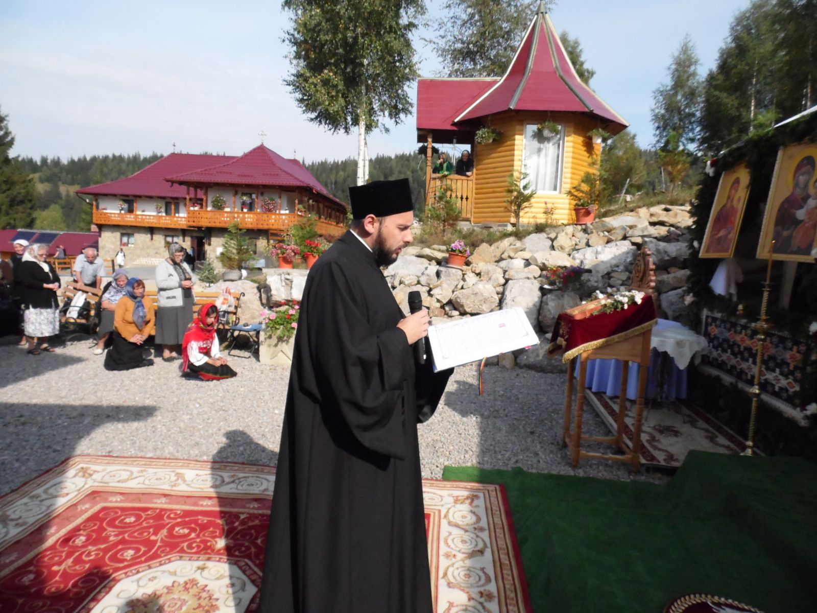 PS Părinte Damaschin Dorneanul: „Cine ascultă cuvântul lui Dumnezeu și crede în el este veșnic”