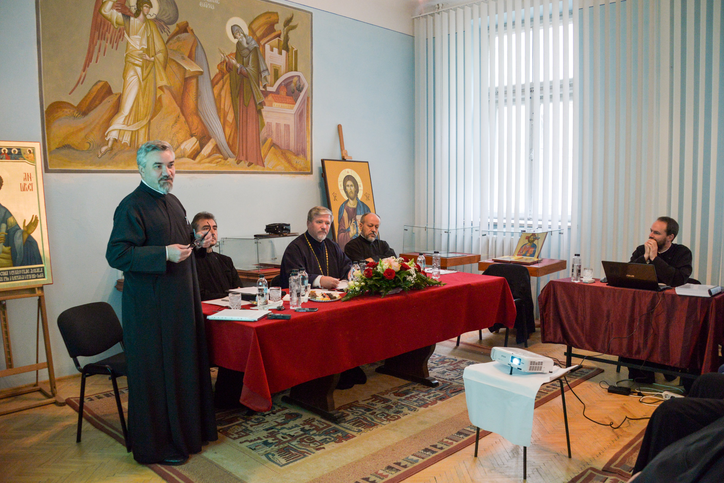 Două teze de doctorat notate cu „Excelent”, la Facultatea de Teologie din Iași