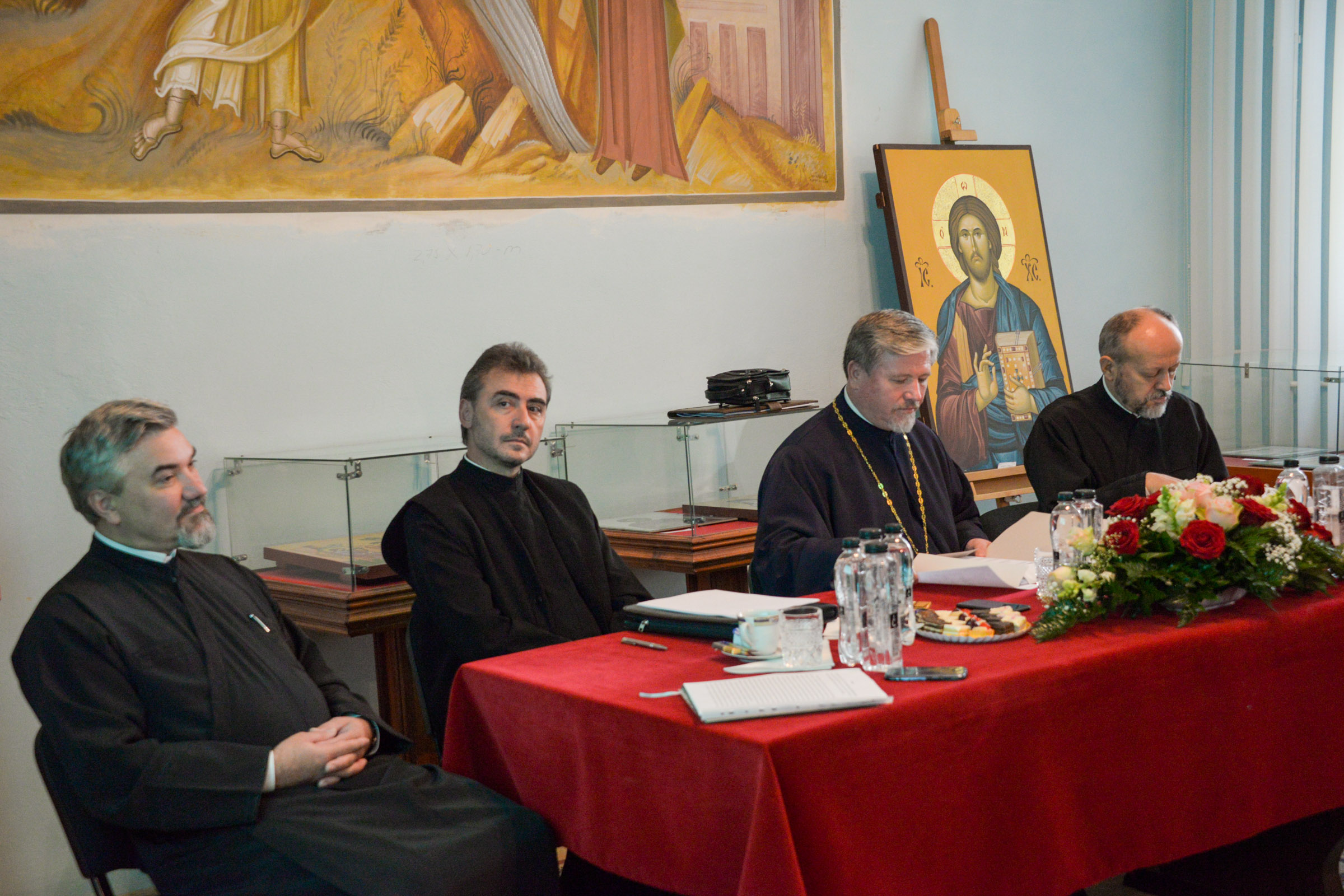 Două teze de doctorat notate cu „Excelent”, la Facultatea de Teologie din Iași