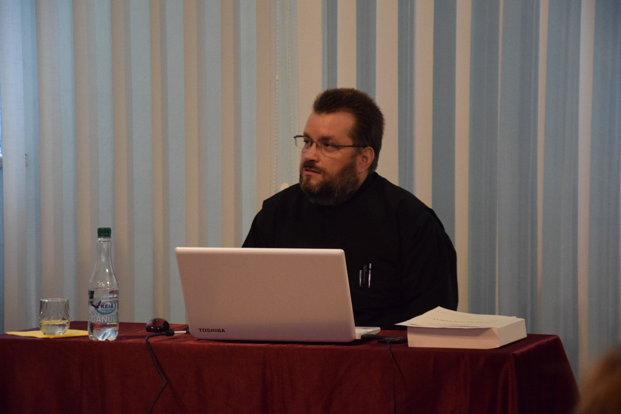 Două teze de doctorat notate cu „Excelent”, la Facultatea de Teologie din Iași