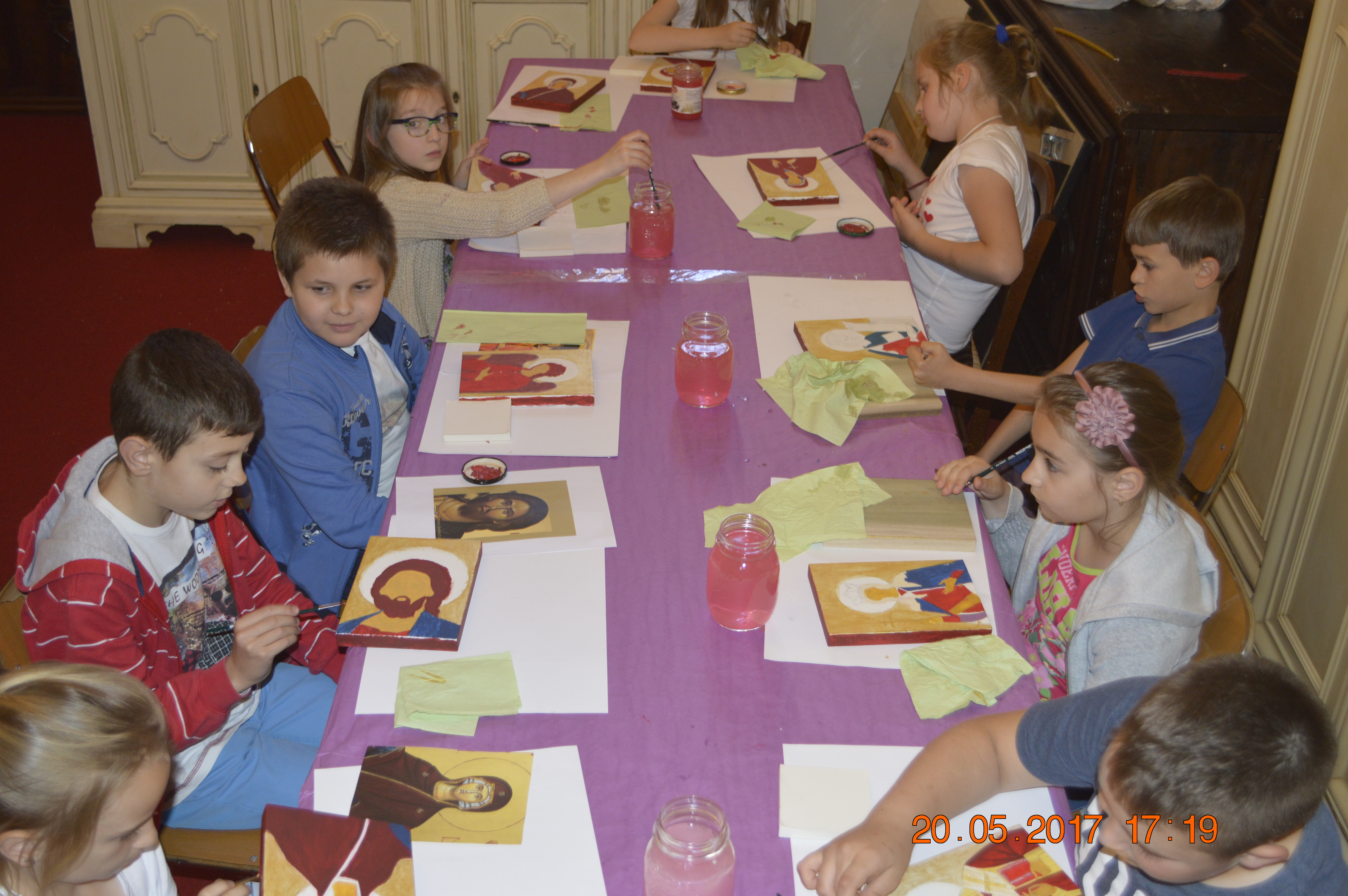 Proiectul „Mici iconari de chipuri sfinte” a ajuns la final