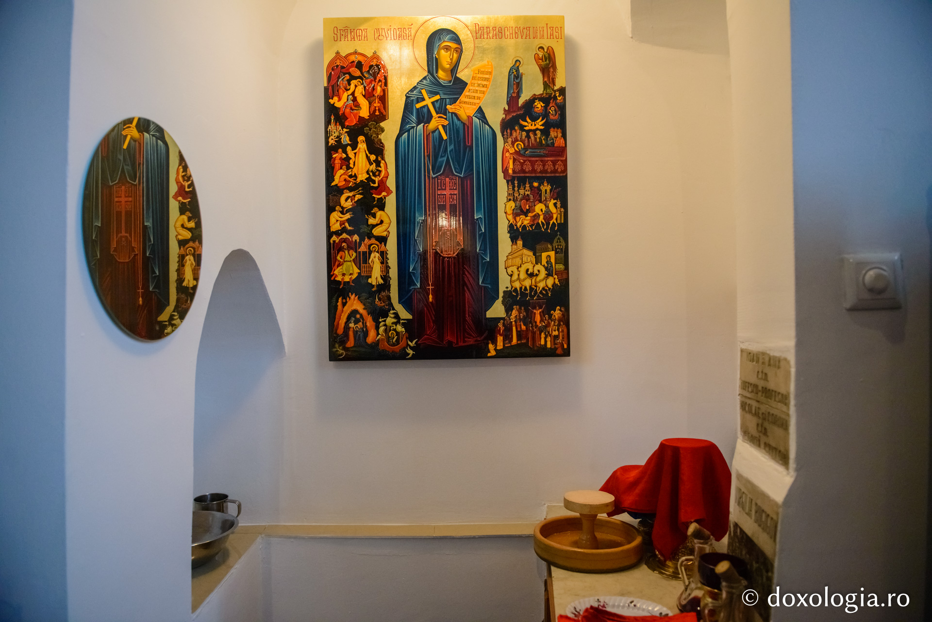 Sfânta Parascheva – studentă la Medicină / Foto: Pr. Silviu Cluci icoana Sfintei Cuvioase Parascheva